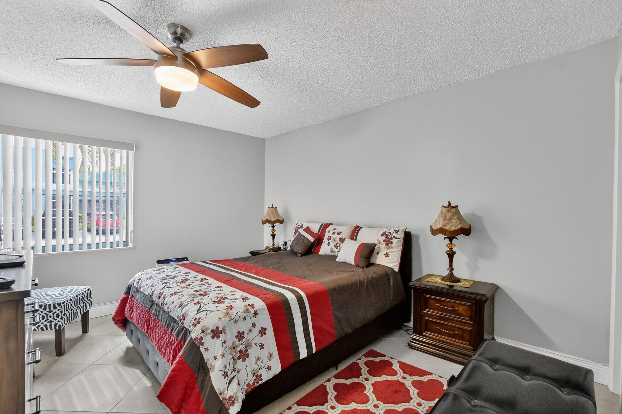 549 Flanders L 549 L