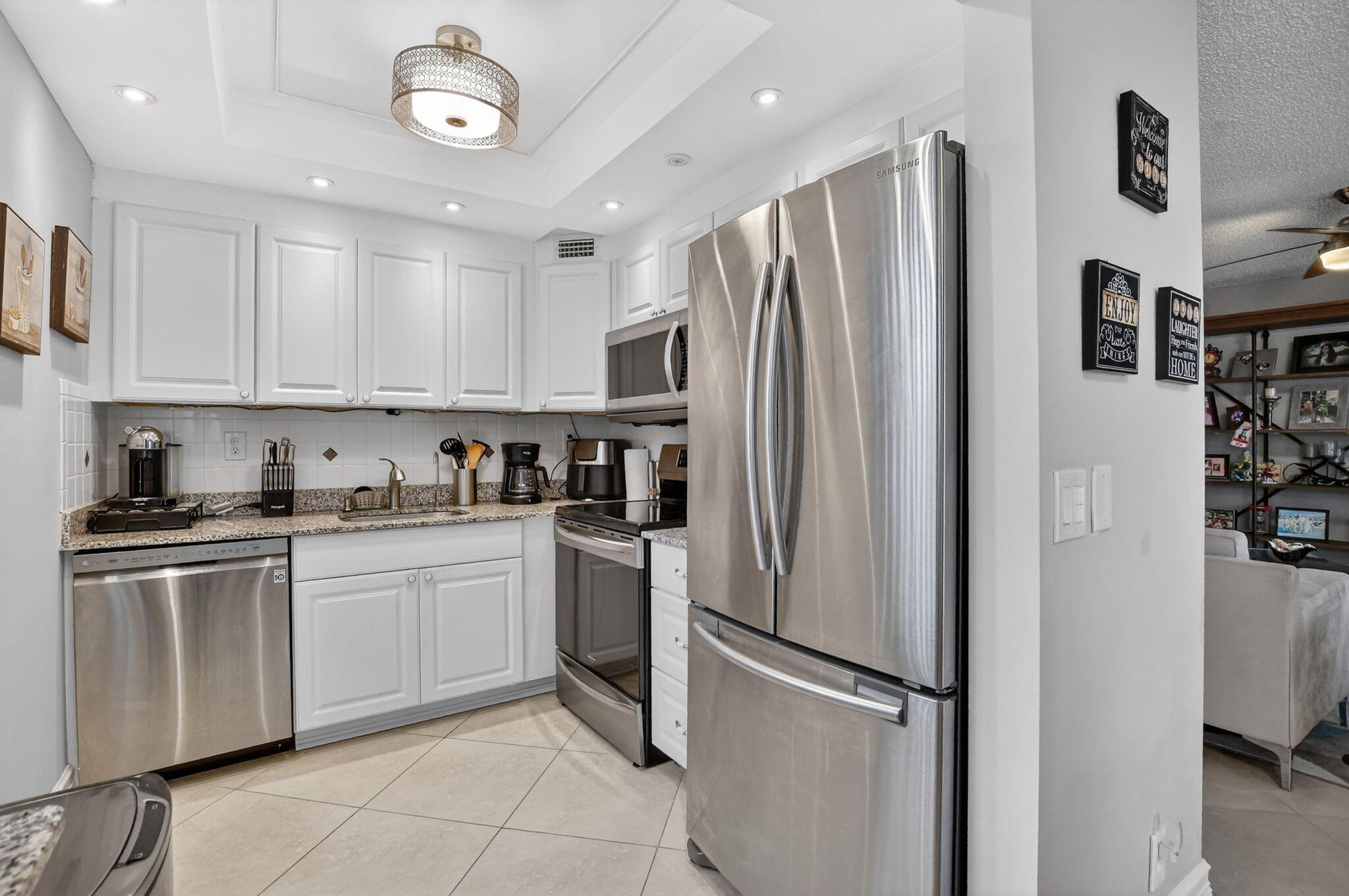 549 Flanders L 549 L