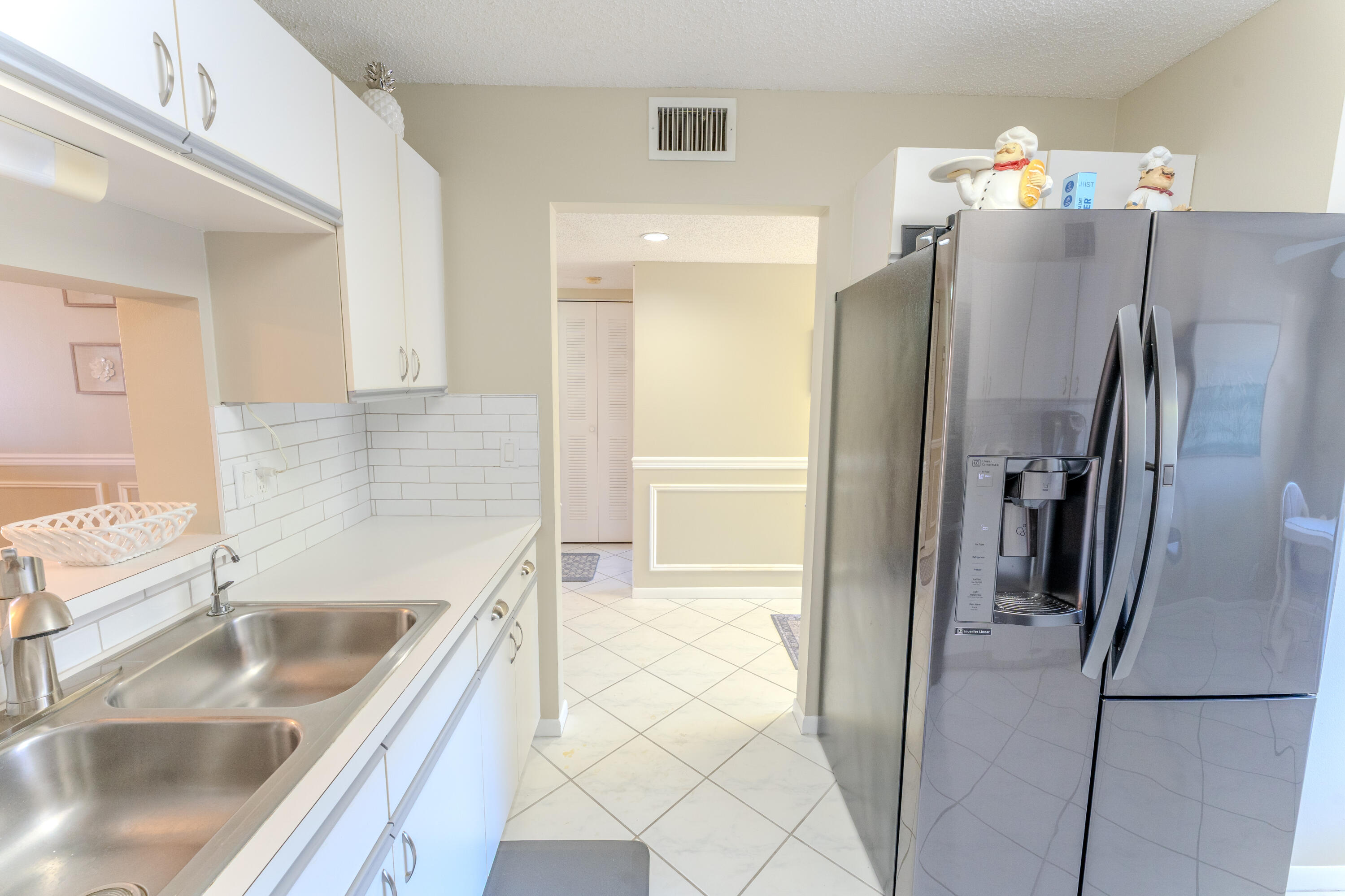 4725 Lucerne Lakes Boulevard E 203