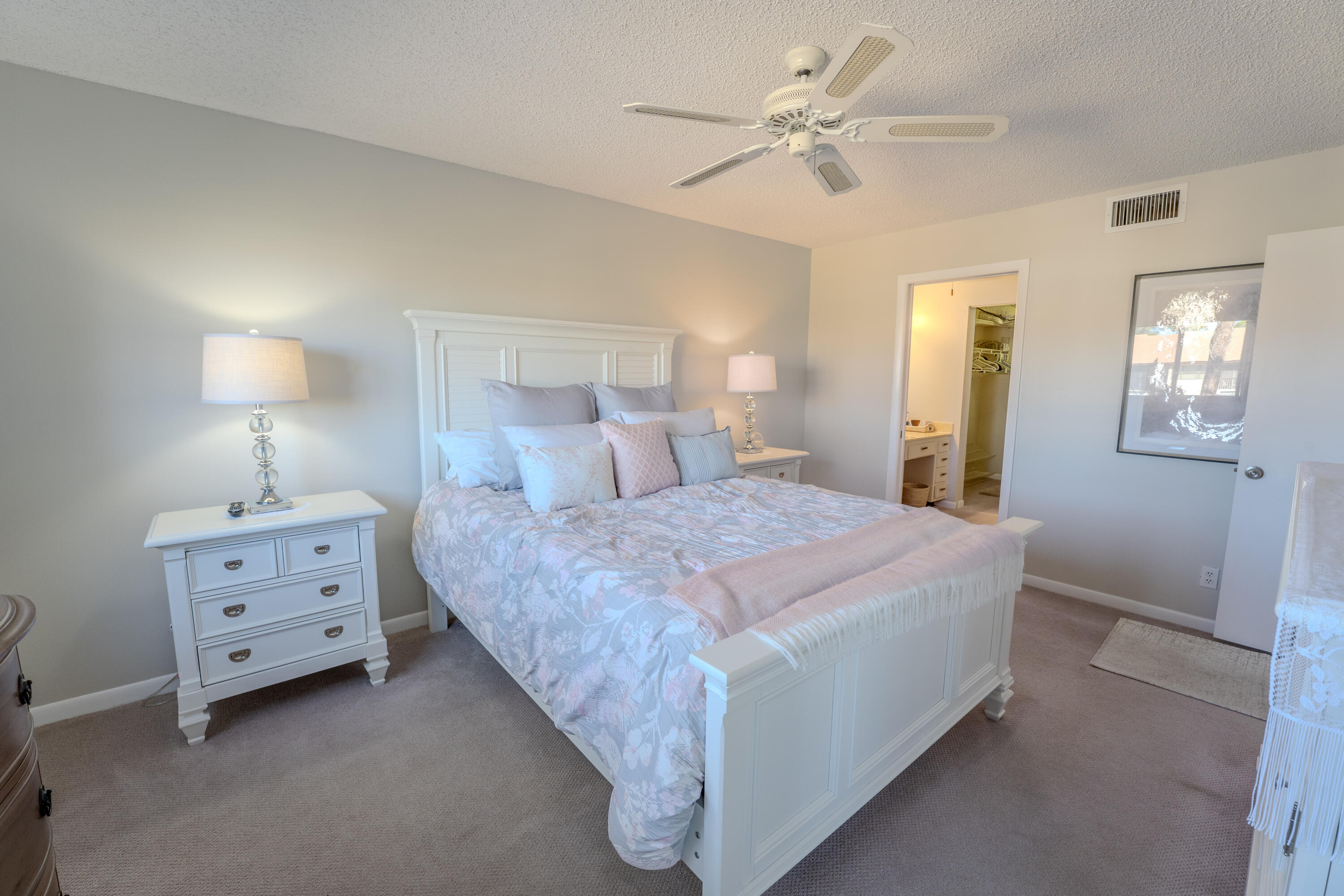 4725 Lucerne Lakes Boulevard E 203