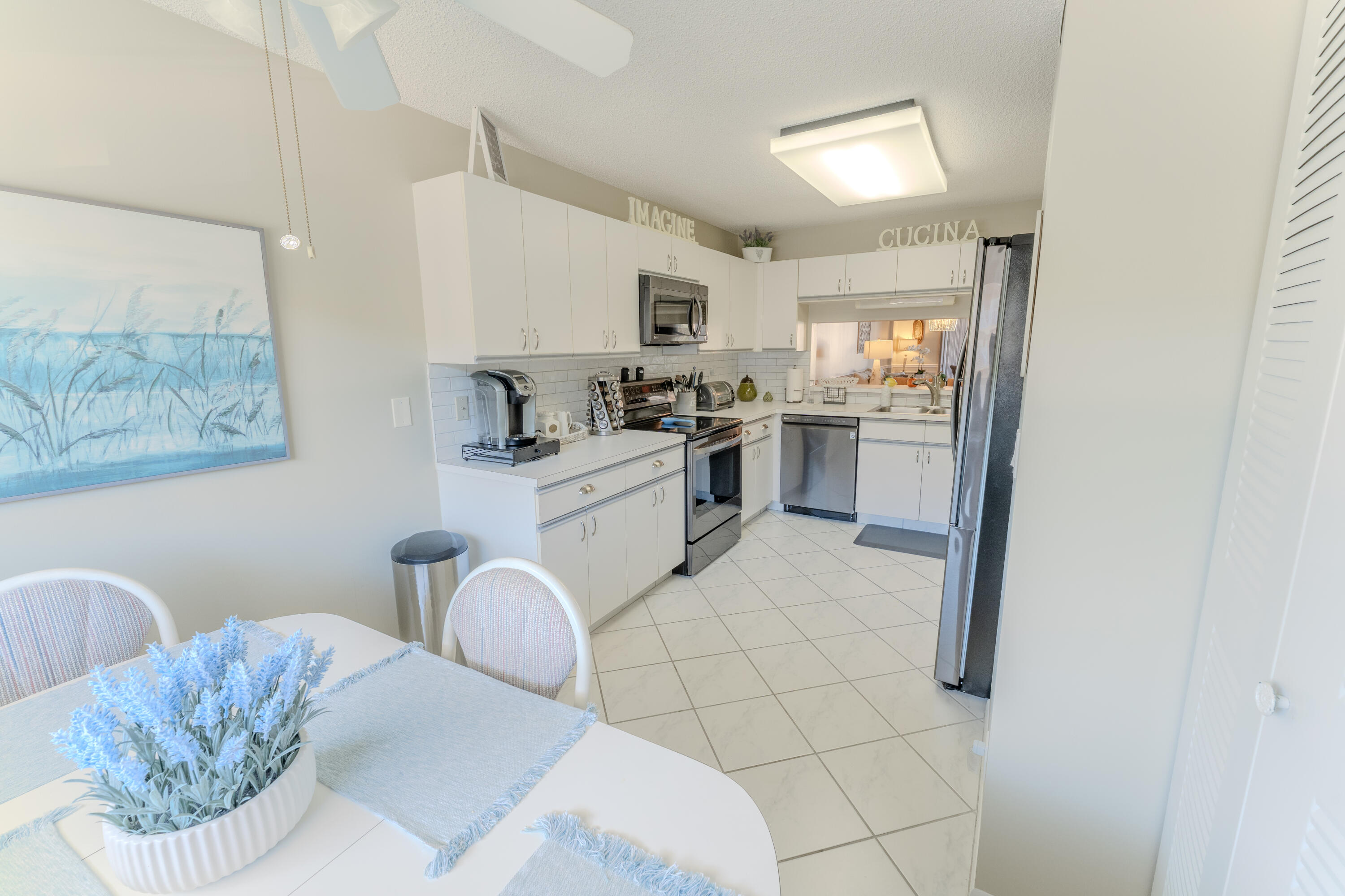 4725 Lucerne Lakes Boulevard E 203