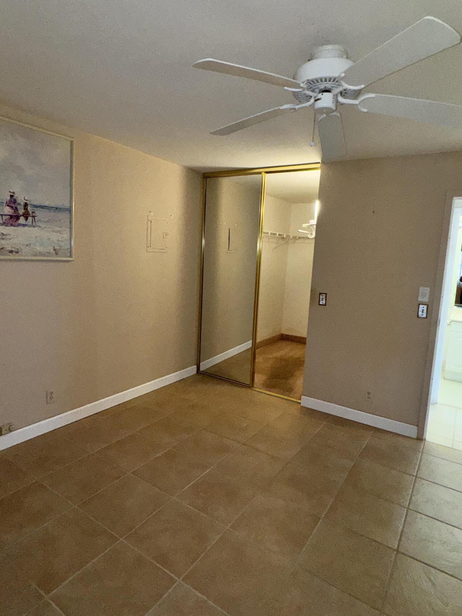 277 Seville L