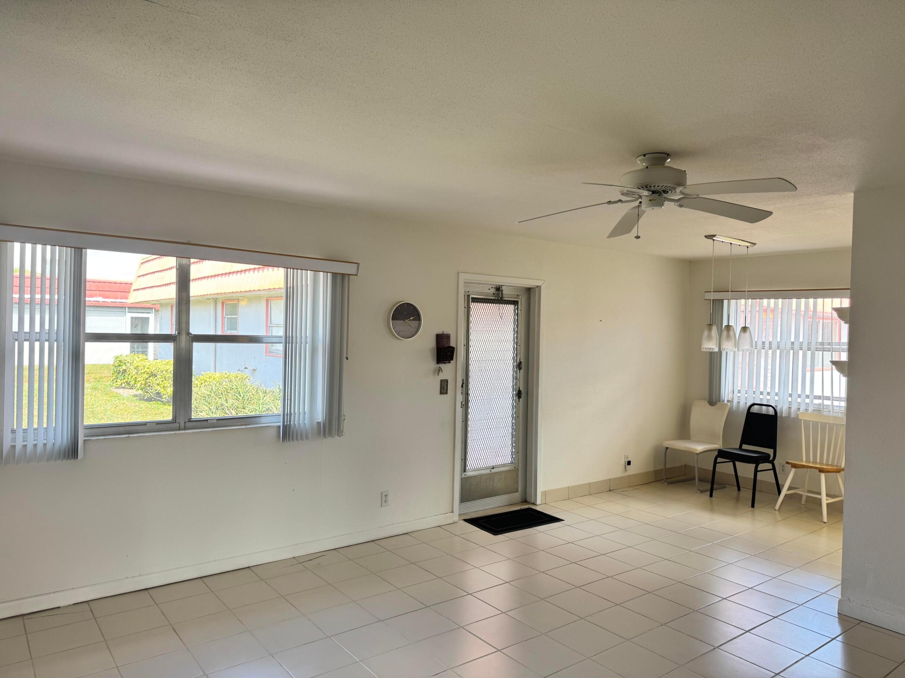 277 Seville L
