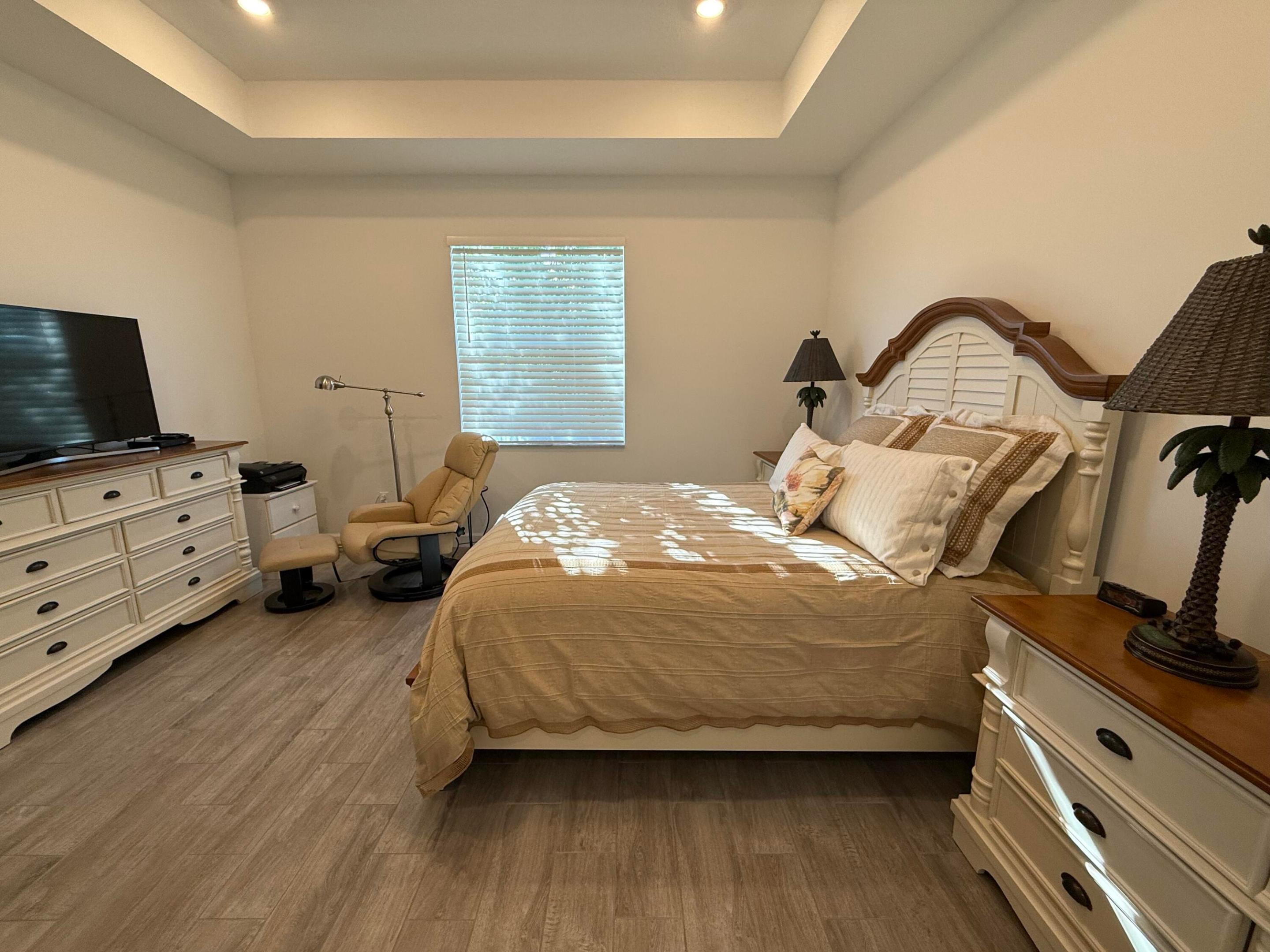 5758 Graceful Way