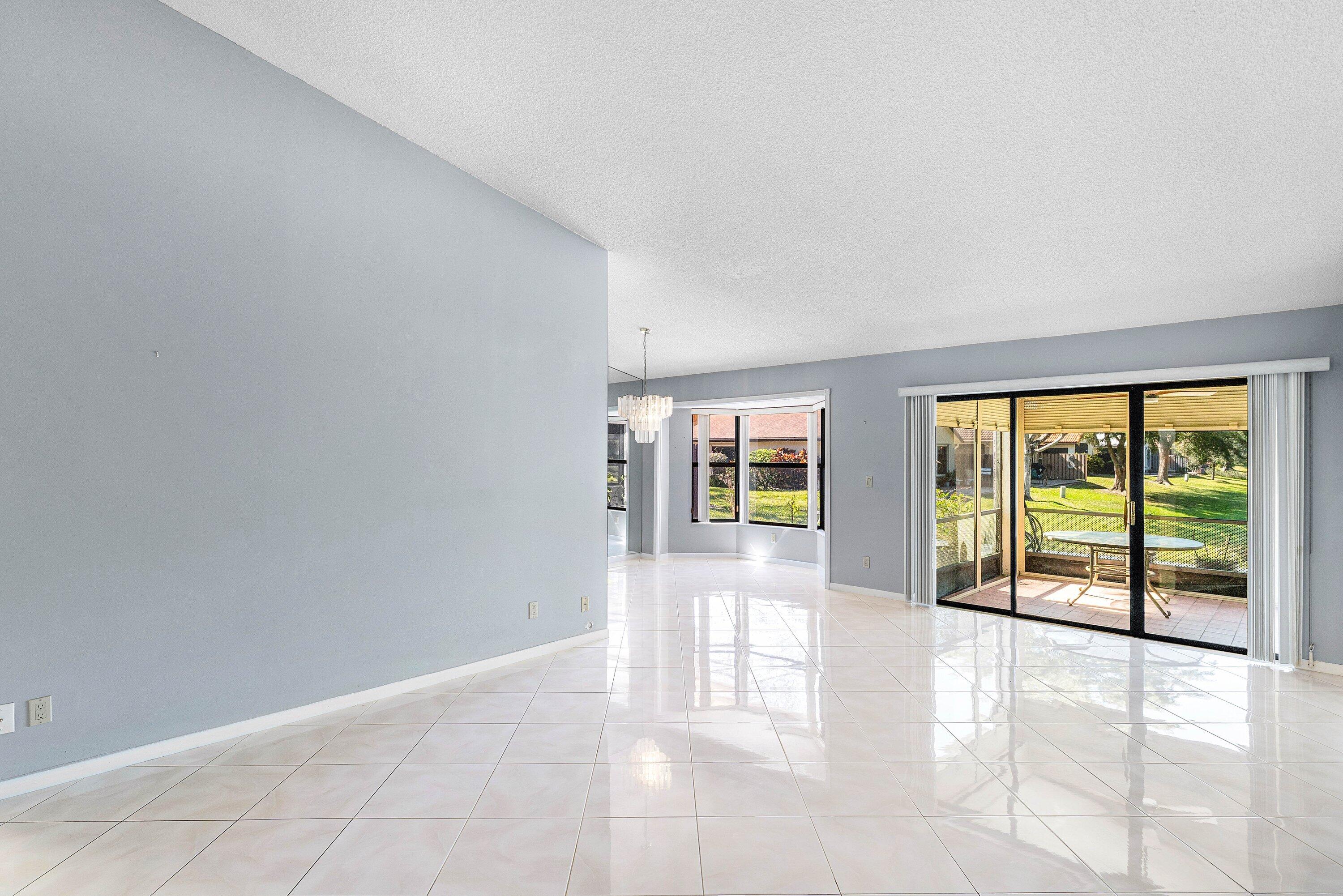 4799 Boxwood Circle