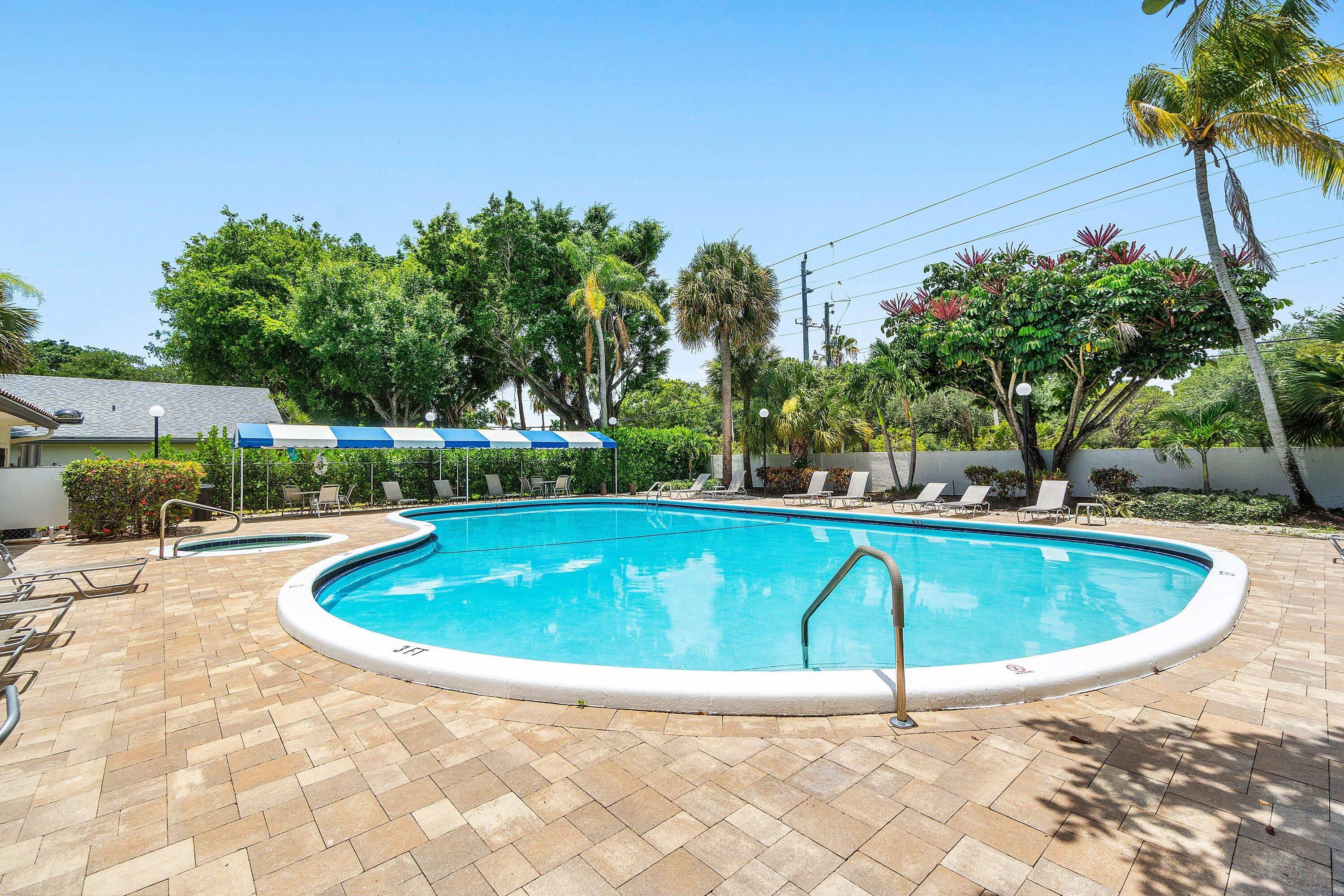 4799 Boxwood Circle
