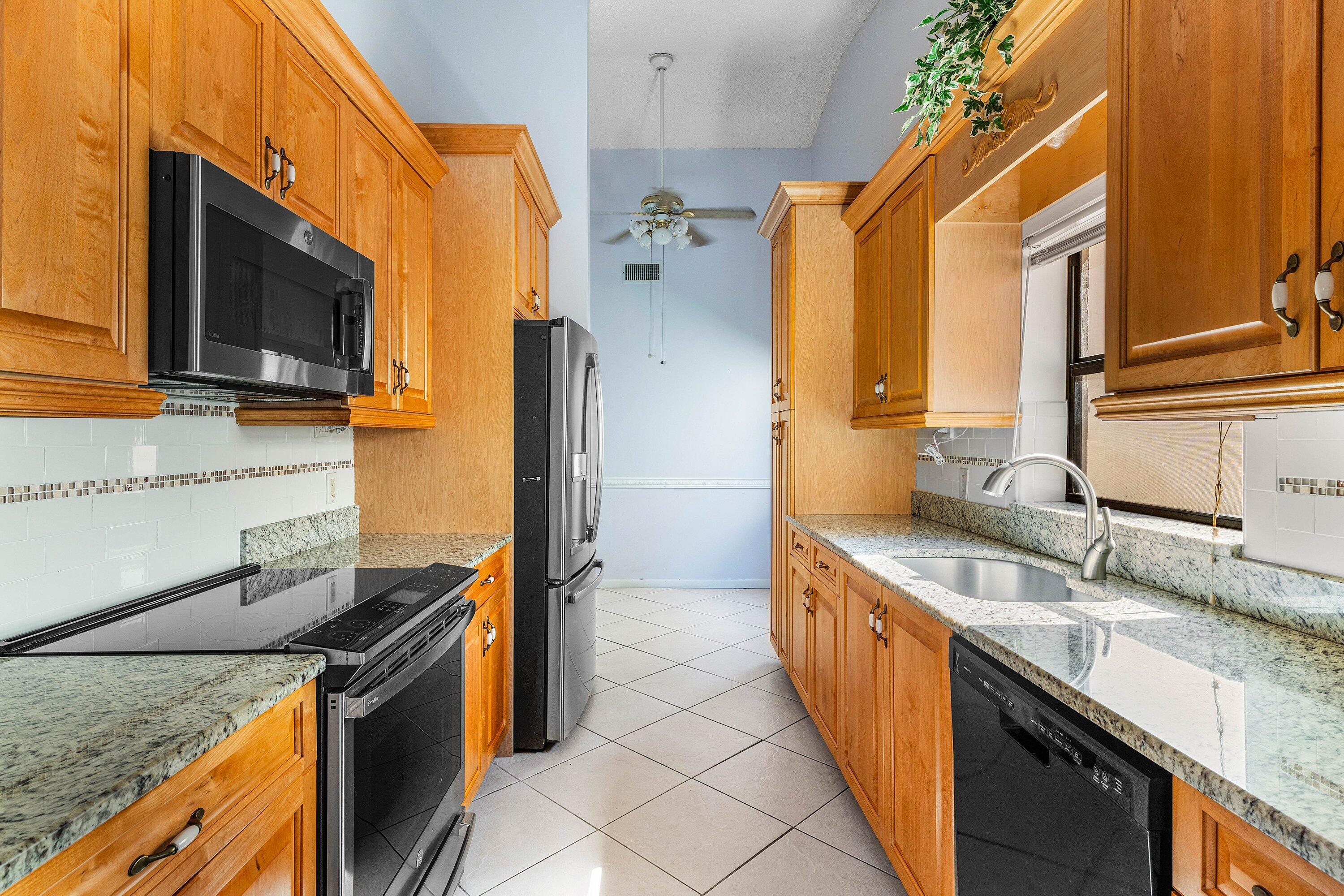 4799 Boxwood Circle