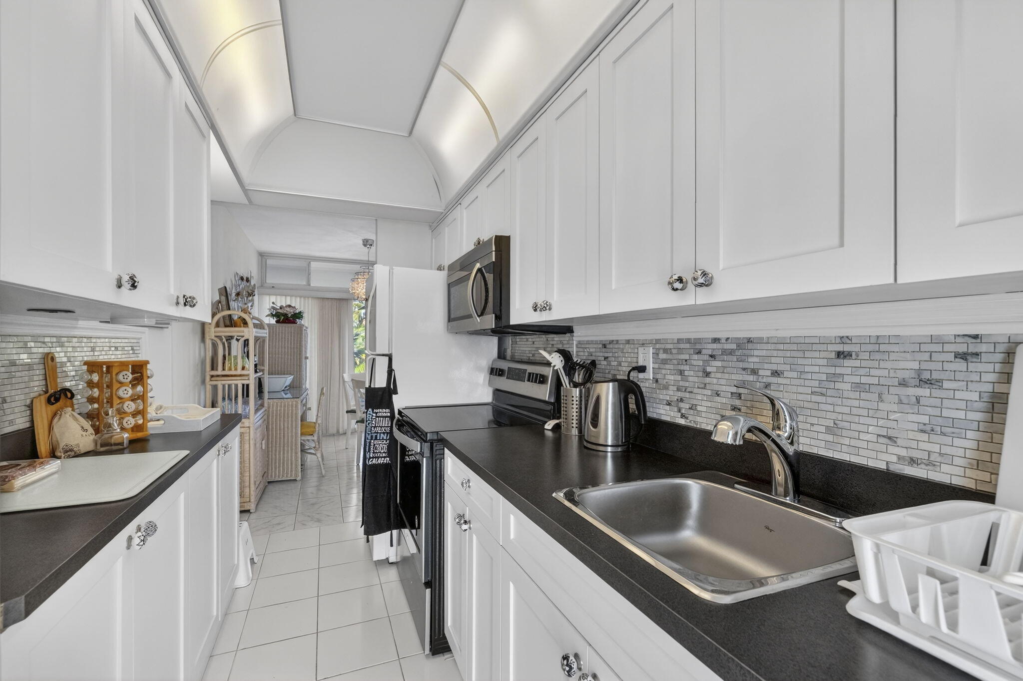 1221 Hillsboro Mile 23a