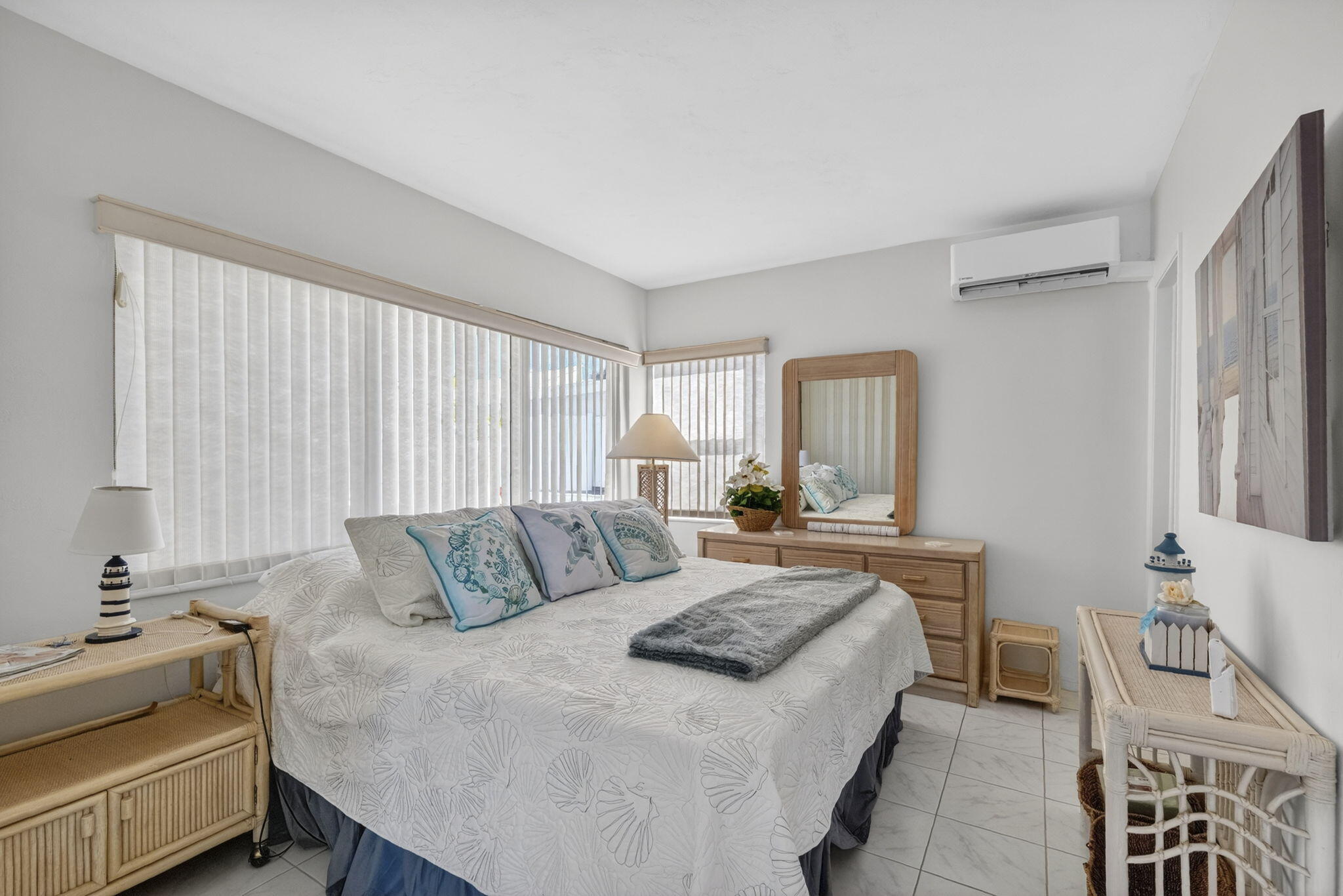 1221 Hillsboro Mile 23a