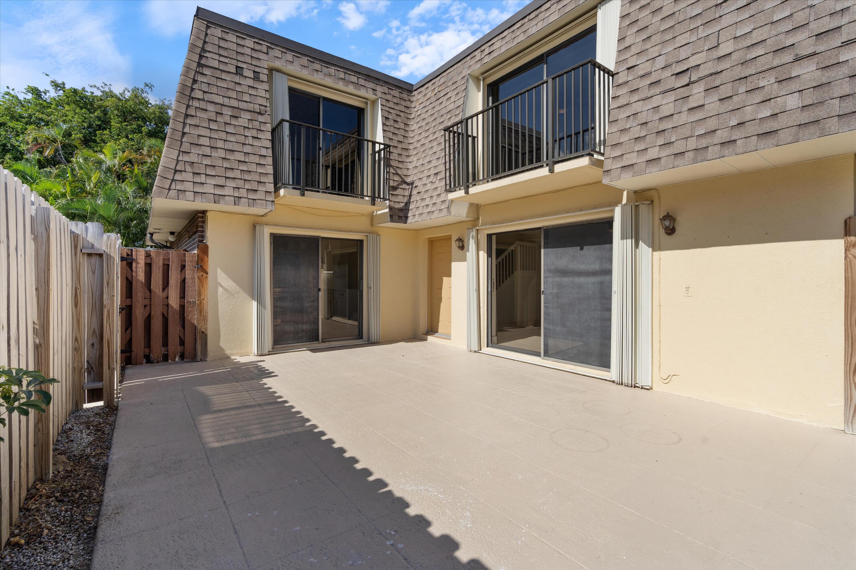 2897 SW 22nd Circle 44b