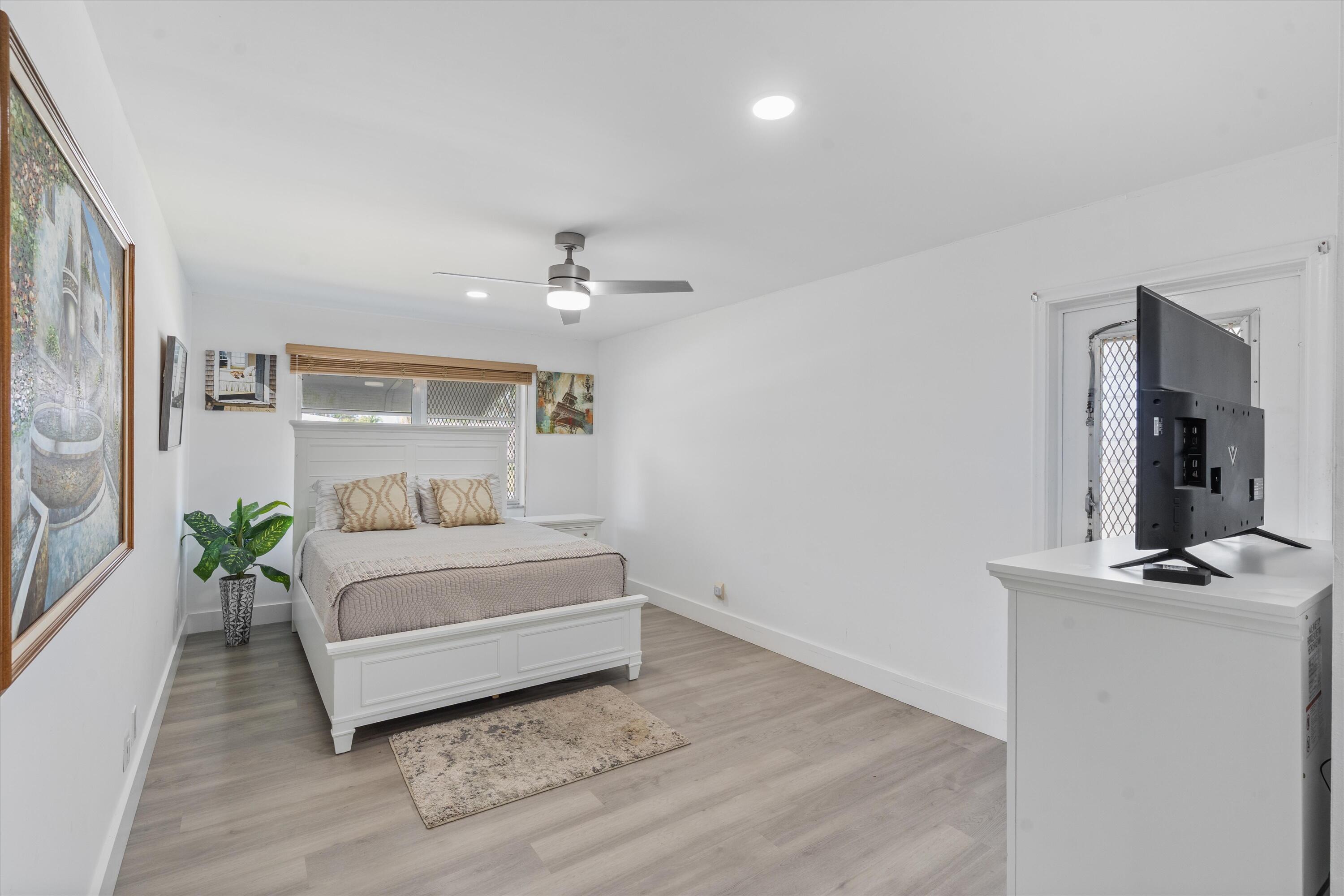 1022 Circle Drive A