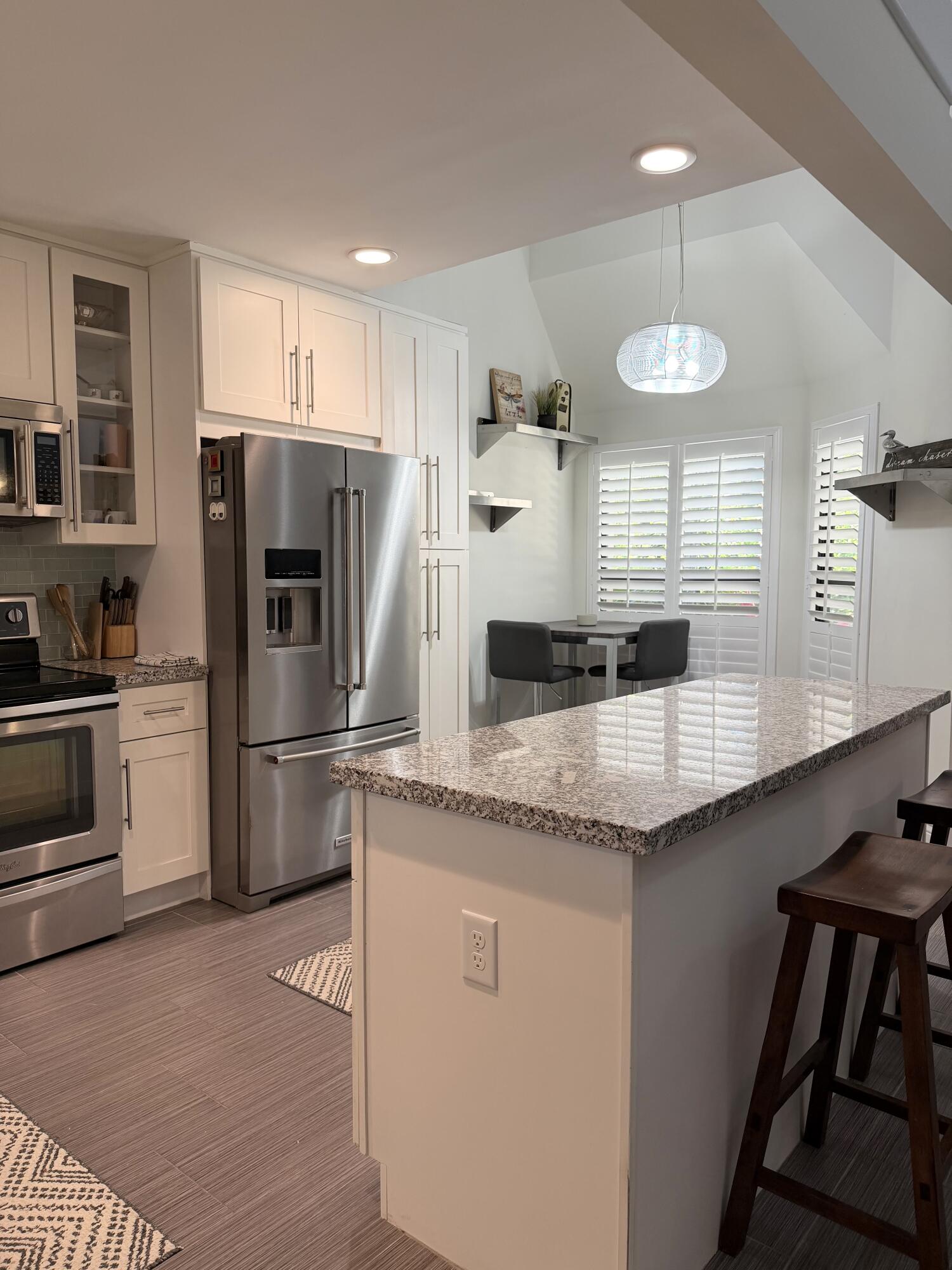 1400 NW 9th Avenue D-28