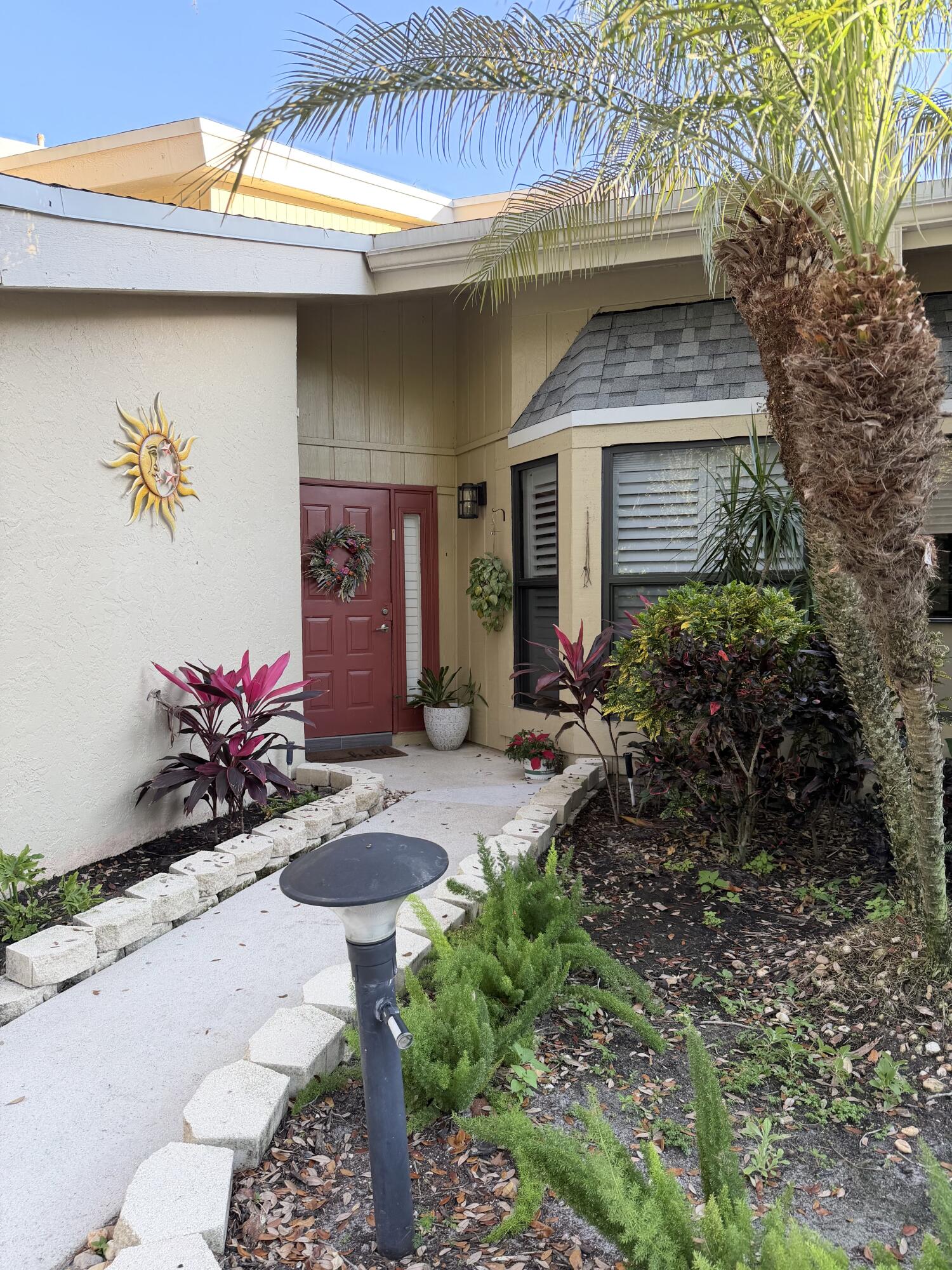 1400 NW 9th Avenue D-28