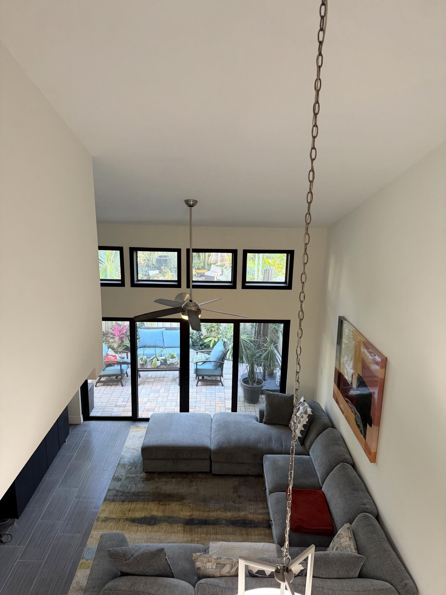 1400 NW 9th Avenue D-28