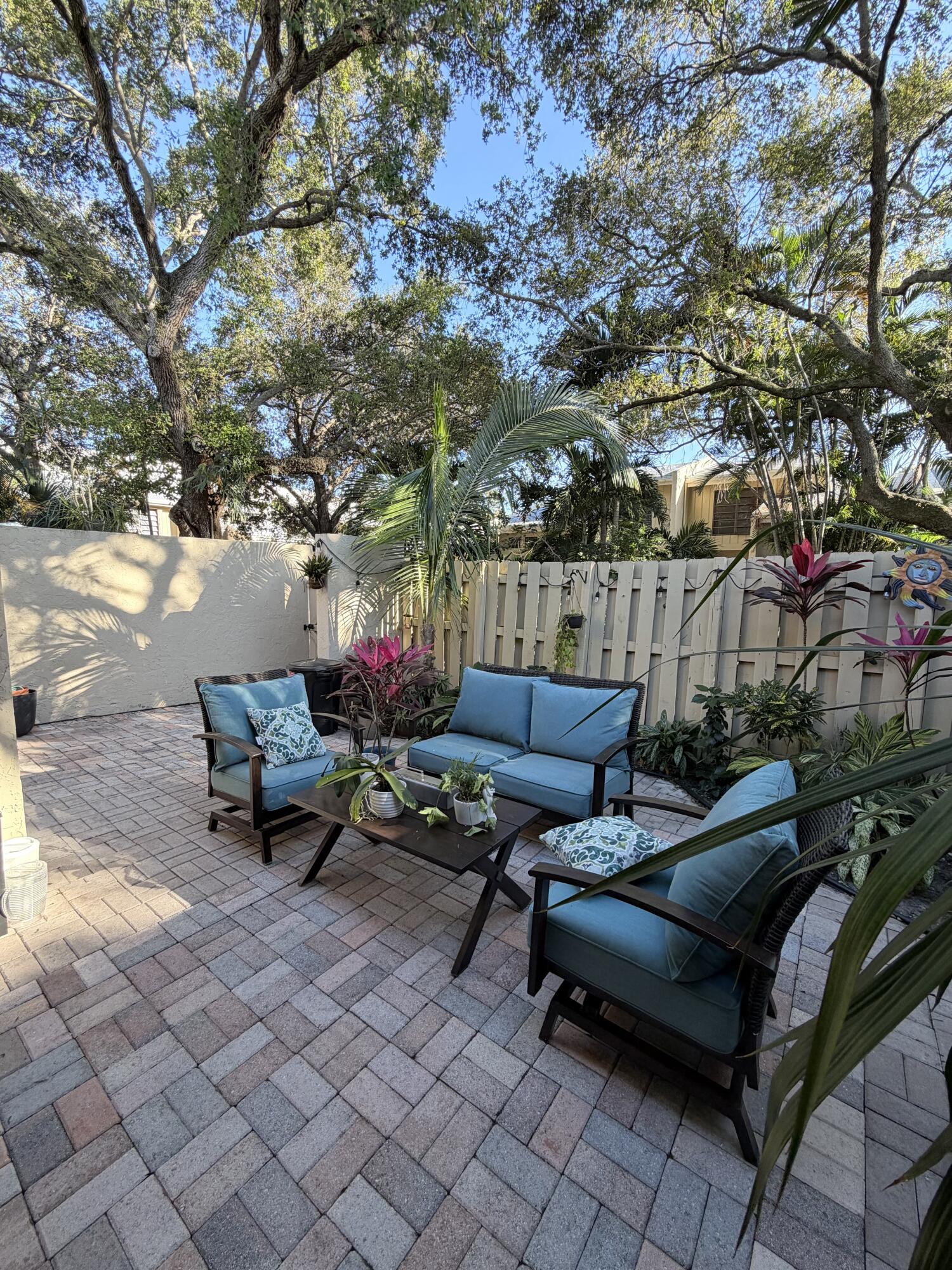 1400 NW 9th Avenue D-28