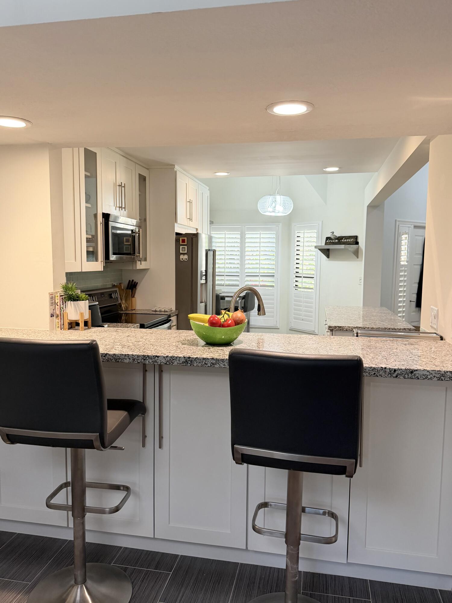 1400 NW 9th Avenue D-28