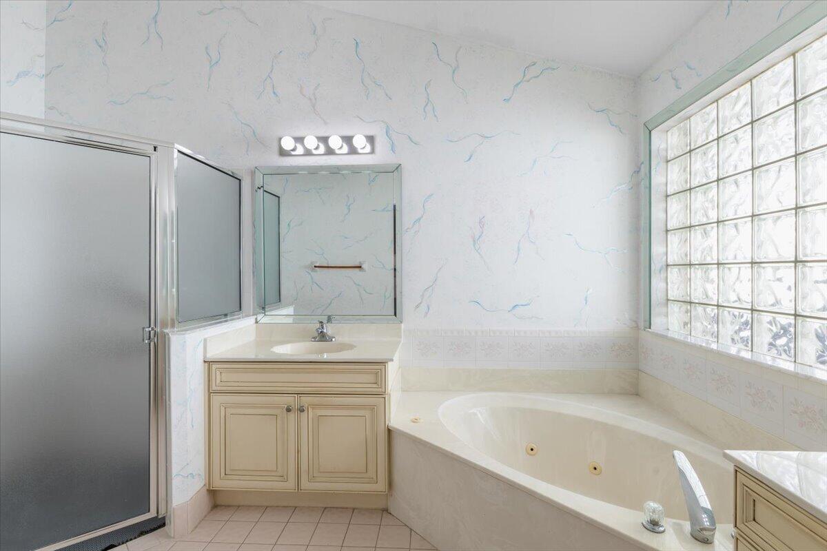 14080 Glenlyon Court