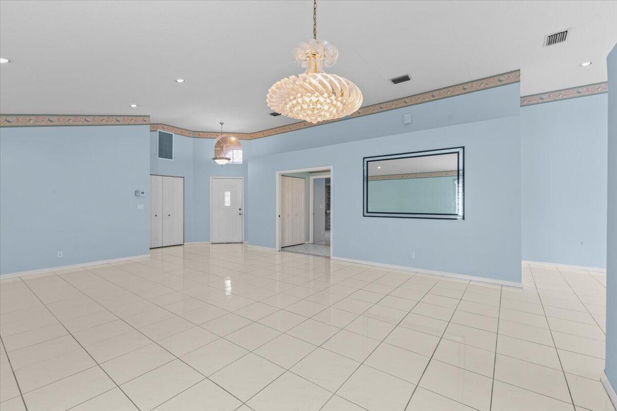 14080 Glenlyon Court