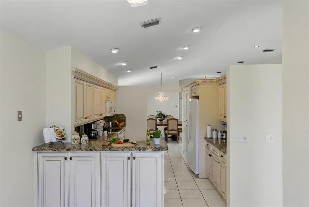 14080 Glenlyon Court