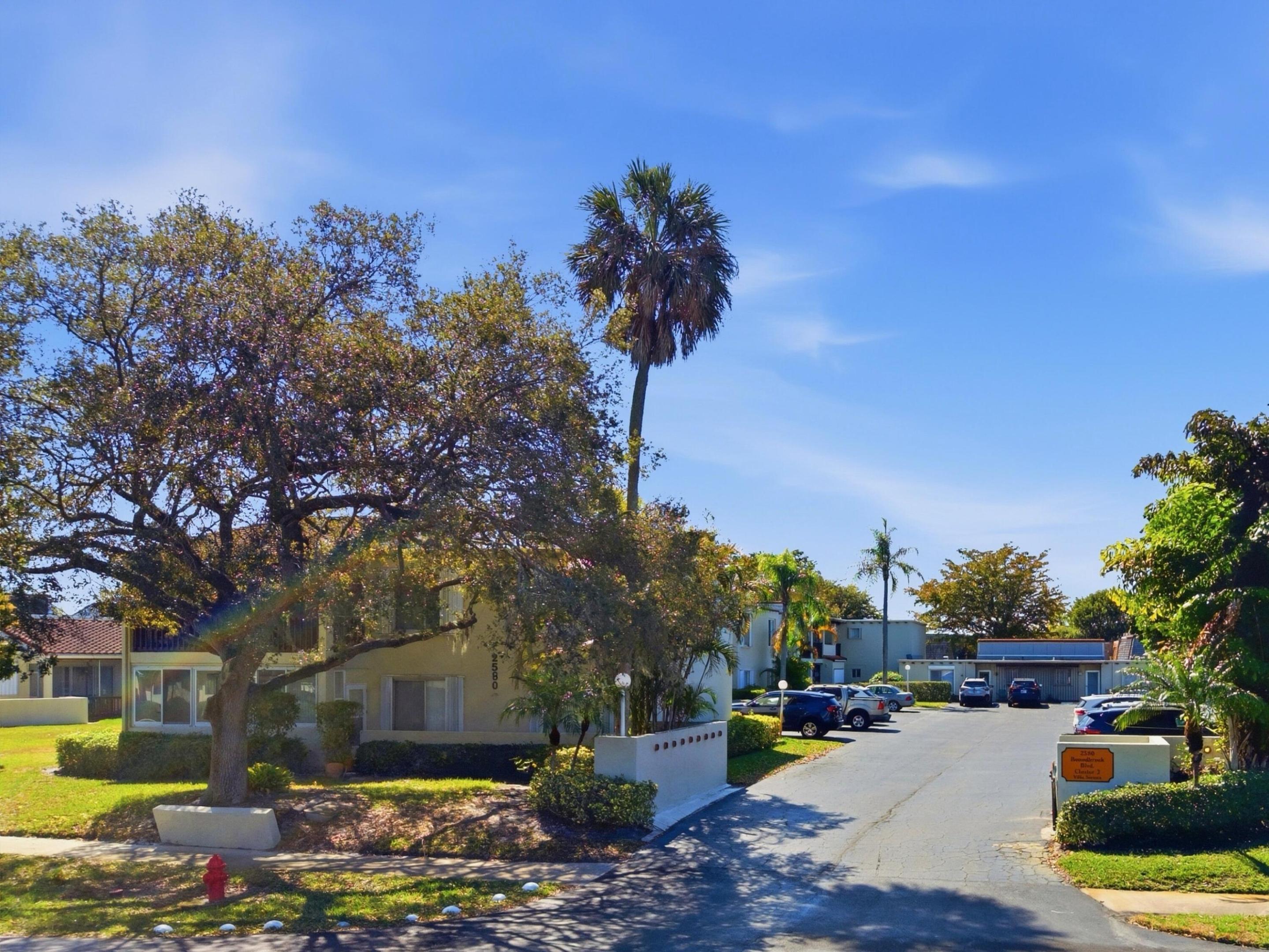 2580 Boundbrook Boulevard 202