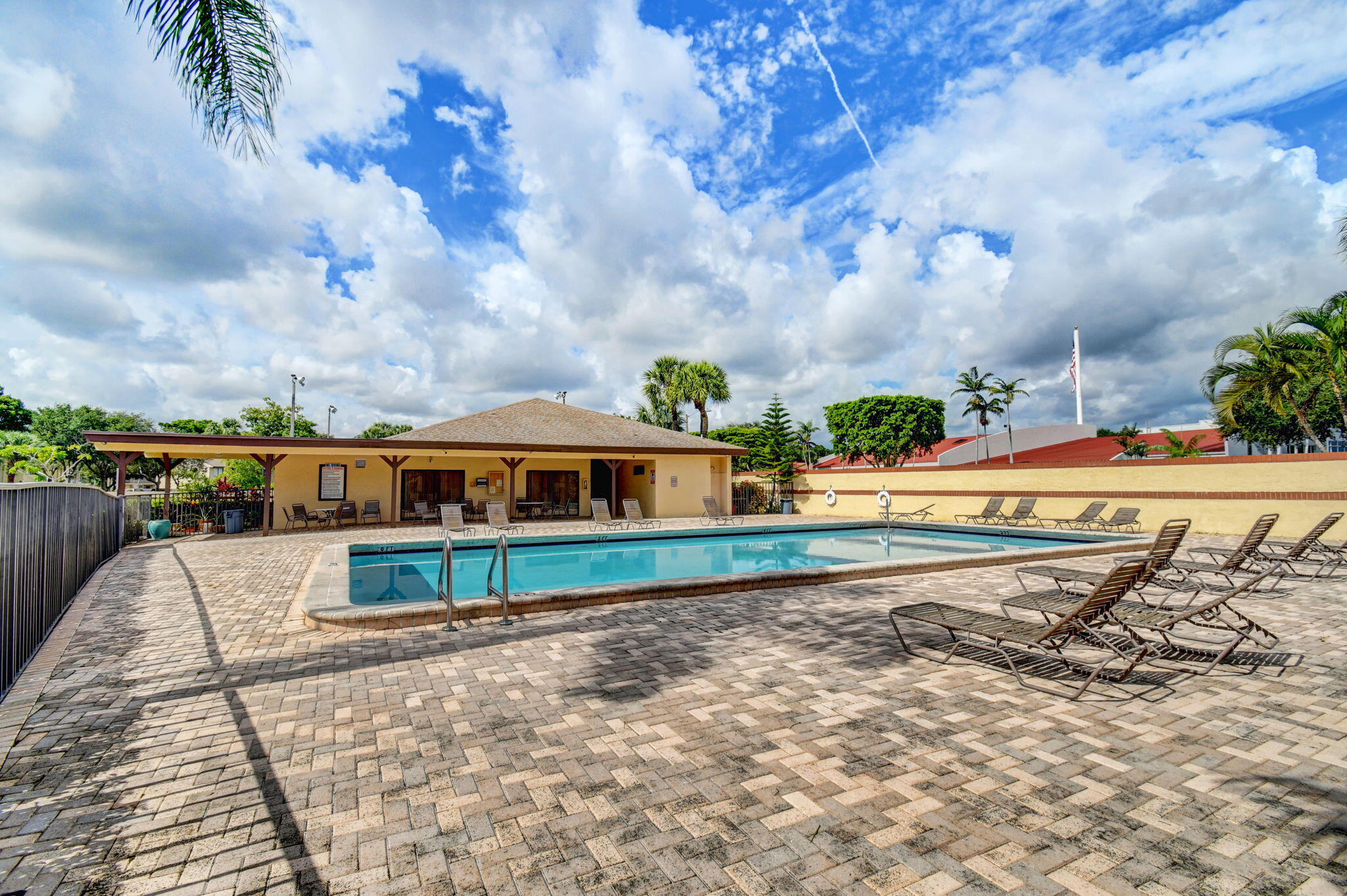 21943 Remsen Terrace 207