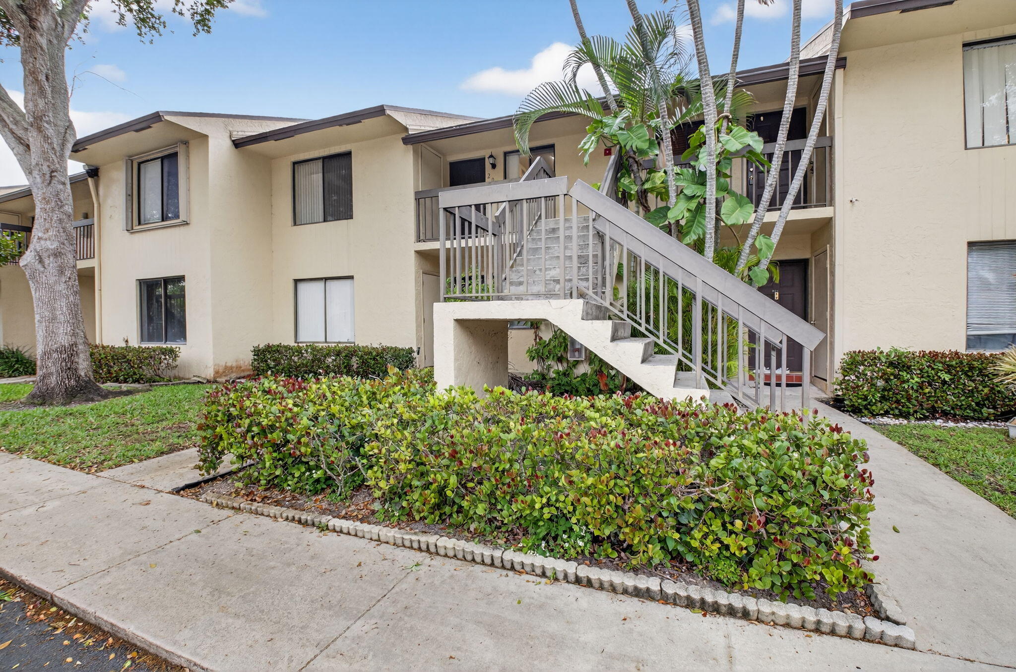 21943 Remsen Terrace 207