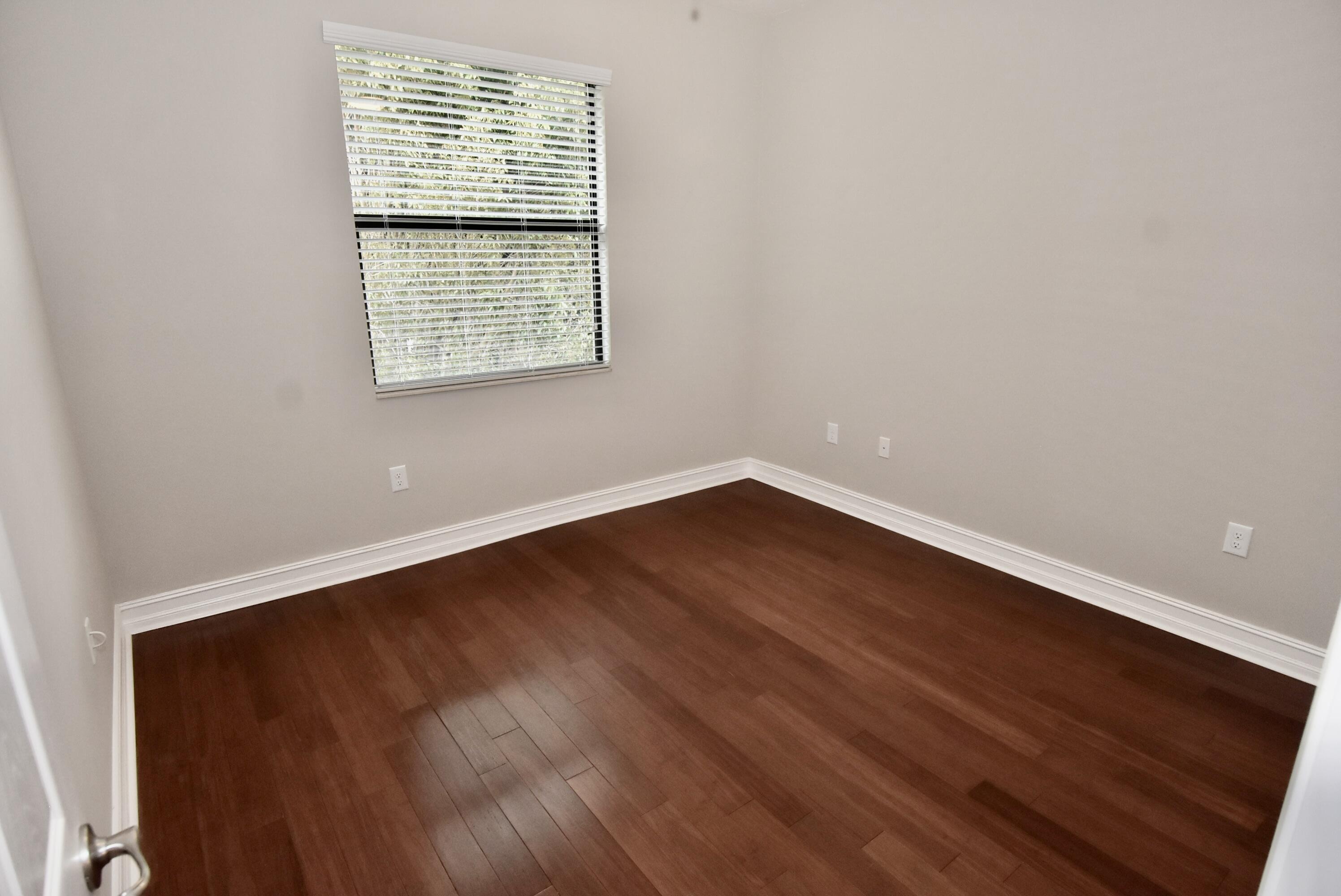 8079 Snowflake Obsidian Trail