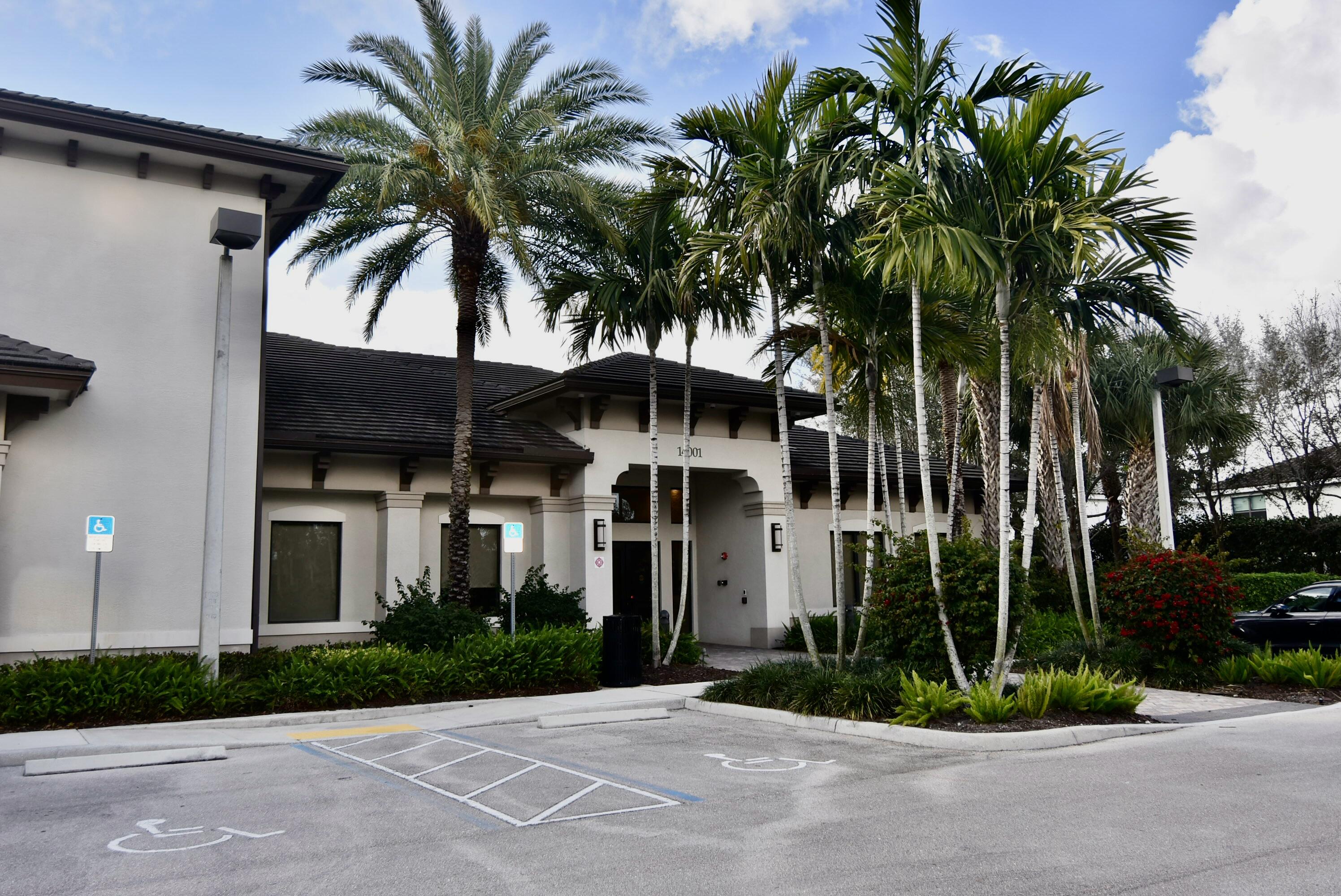 8079 Snowflake Obsidian Trail