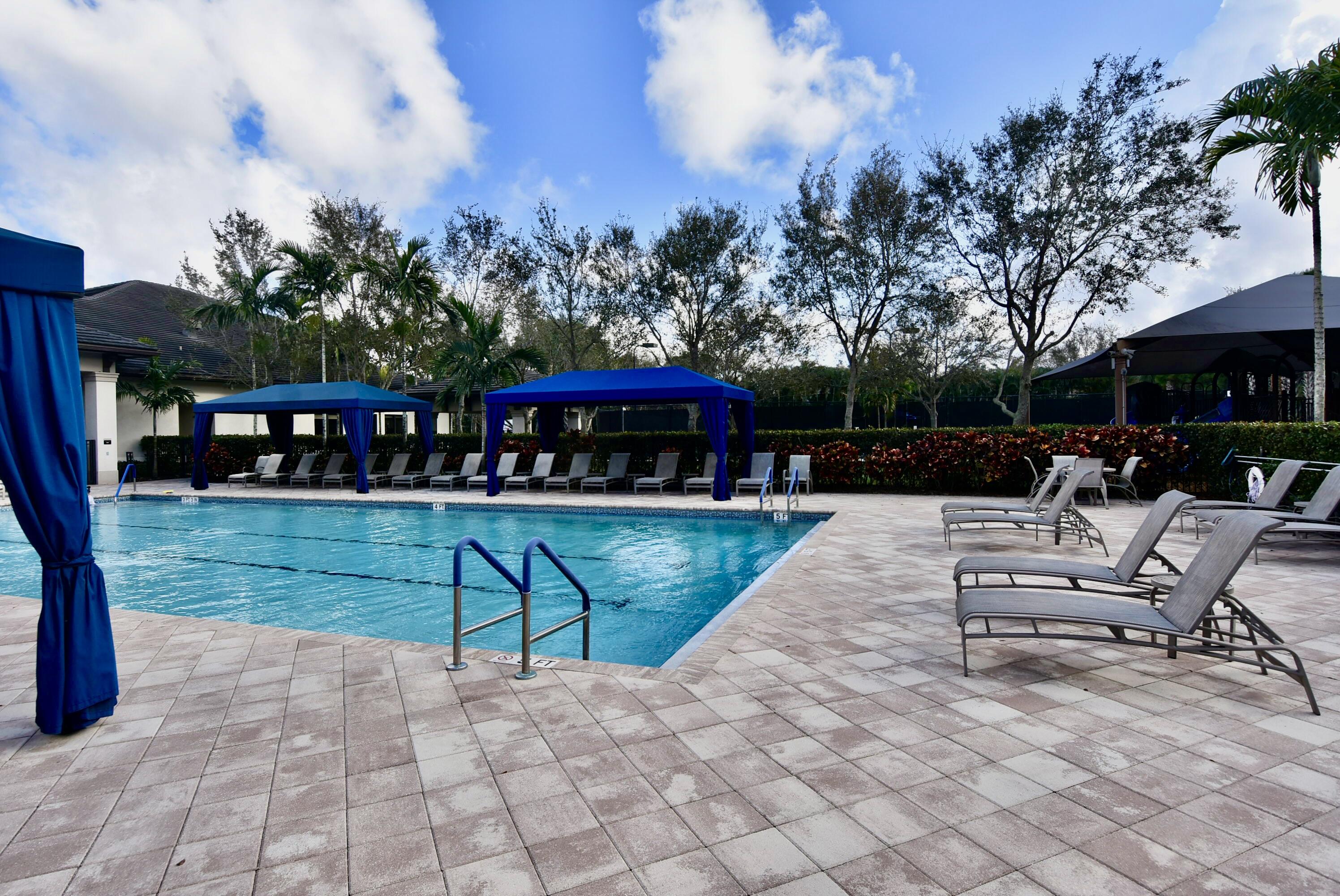 8079 Snowflake Obsidian Trail