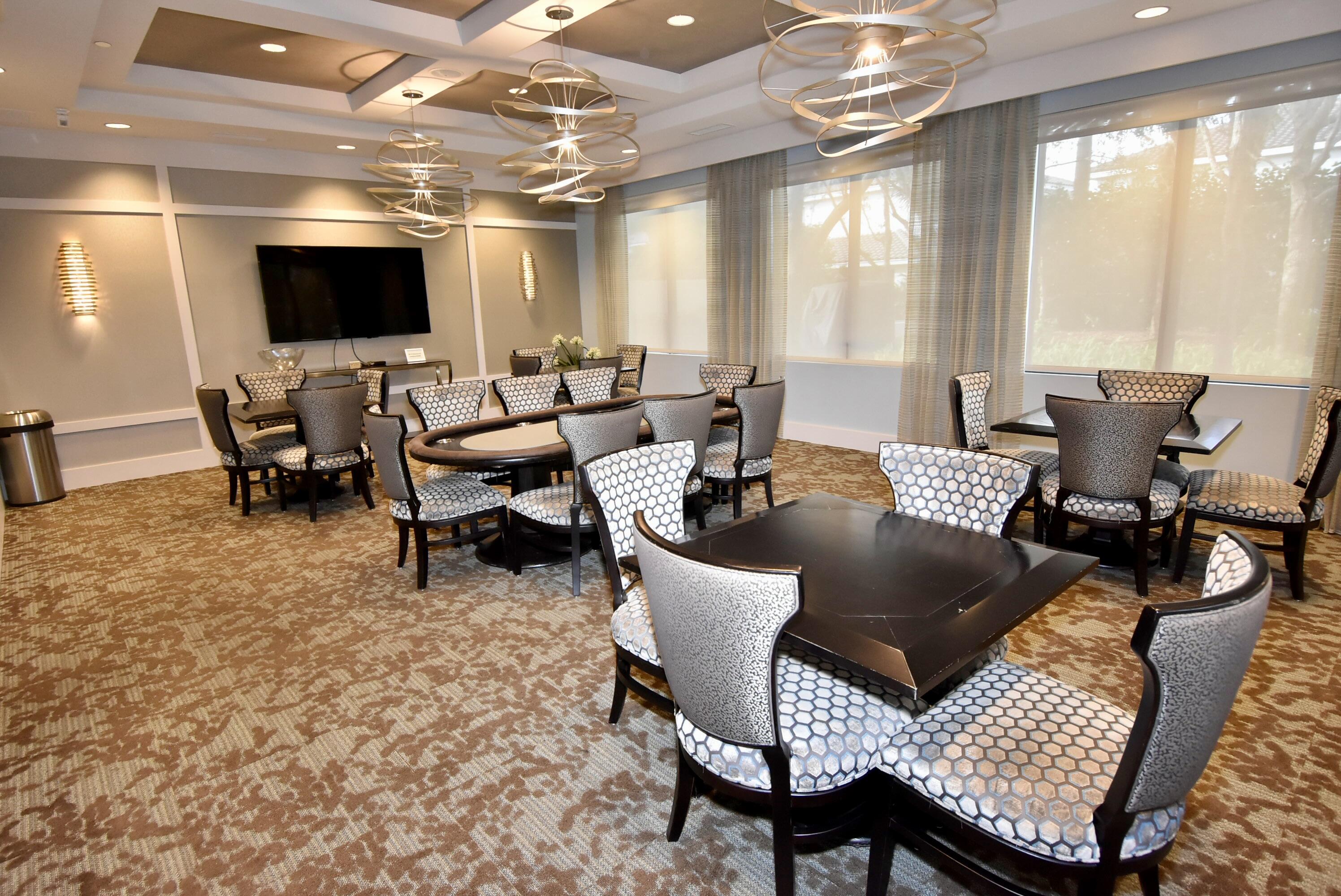 8079 Snowflake Obsidian Trail