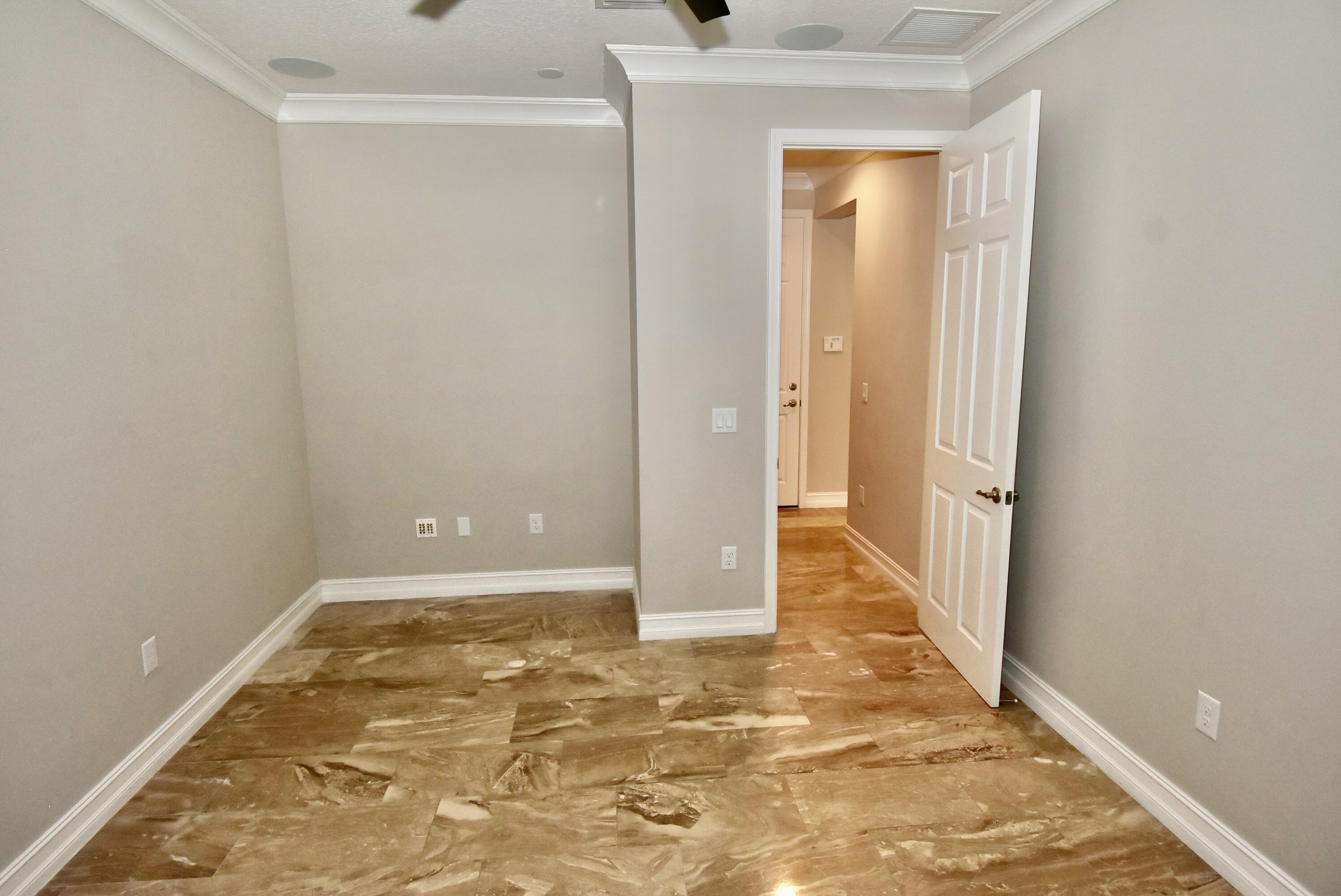 8079 Snowflake Obsidian Trail