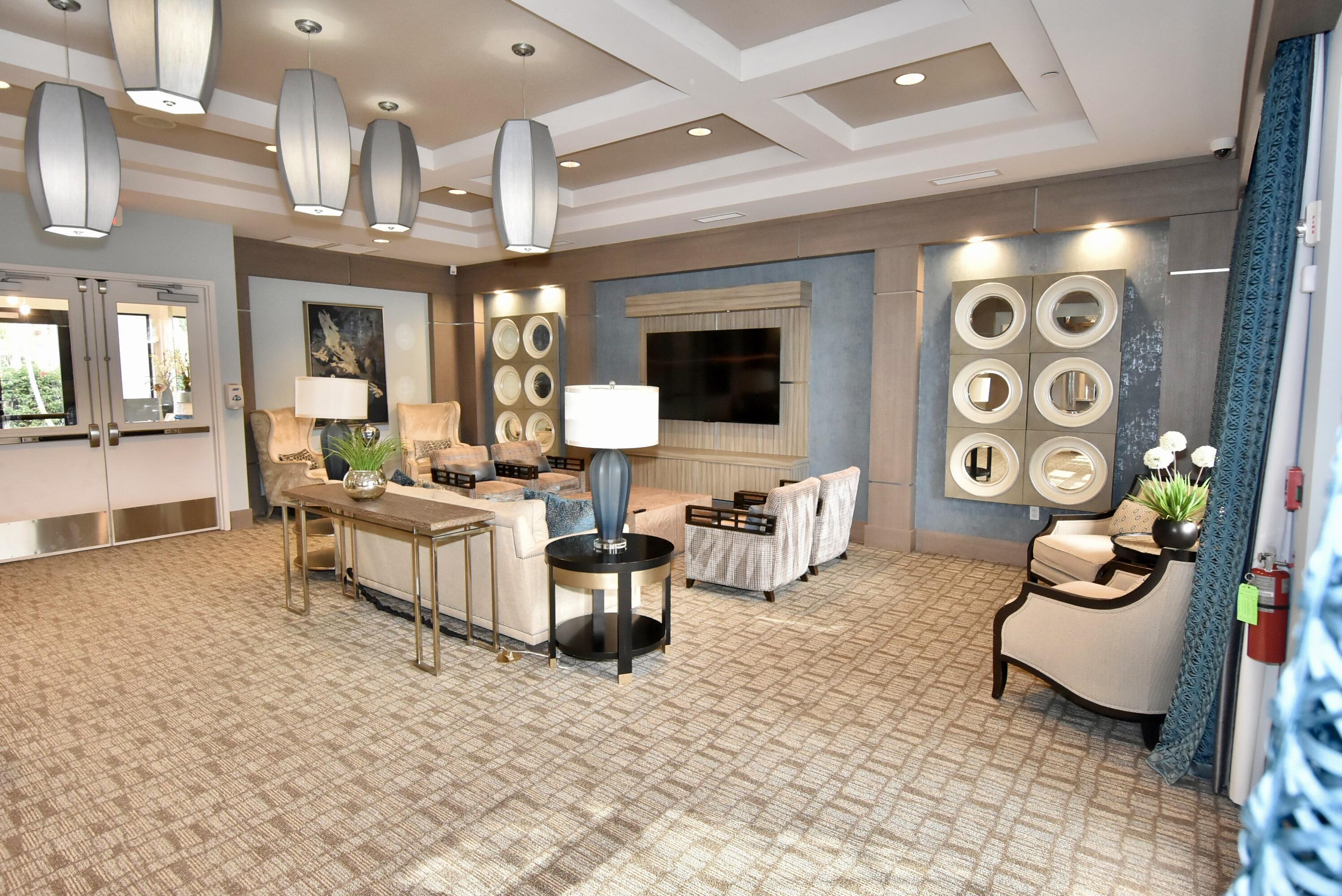 8079 Snowflake Obsidian Trail