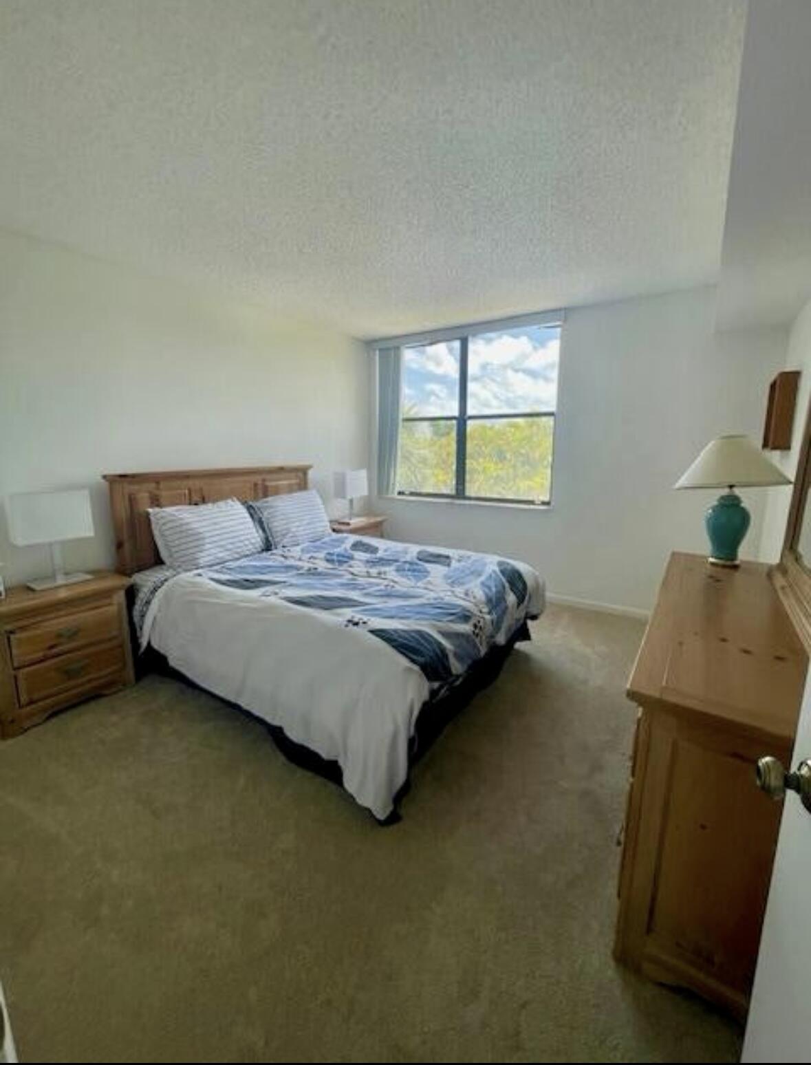 600 Egret Circle 7305