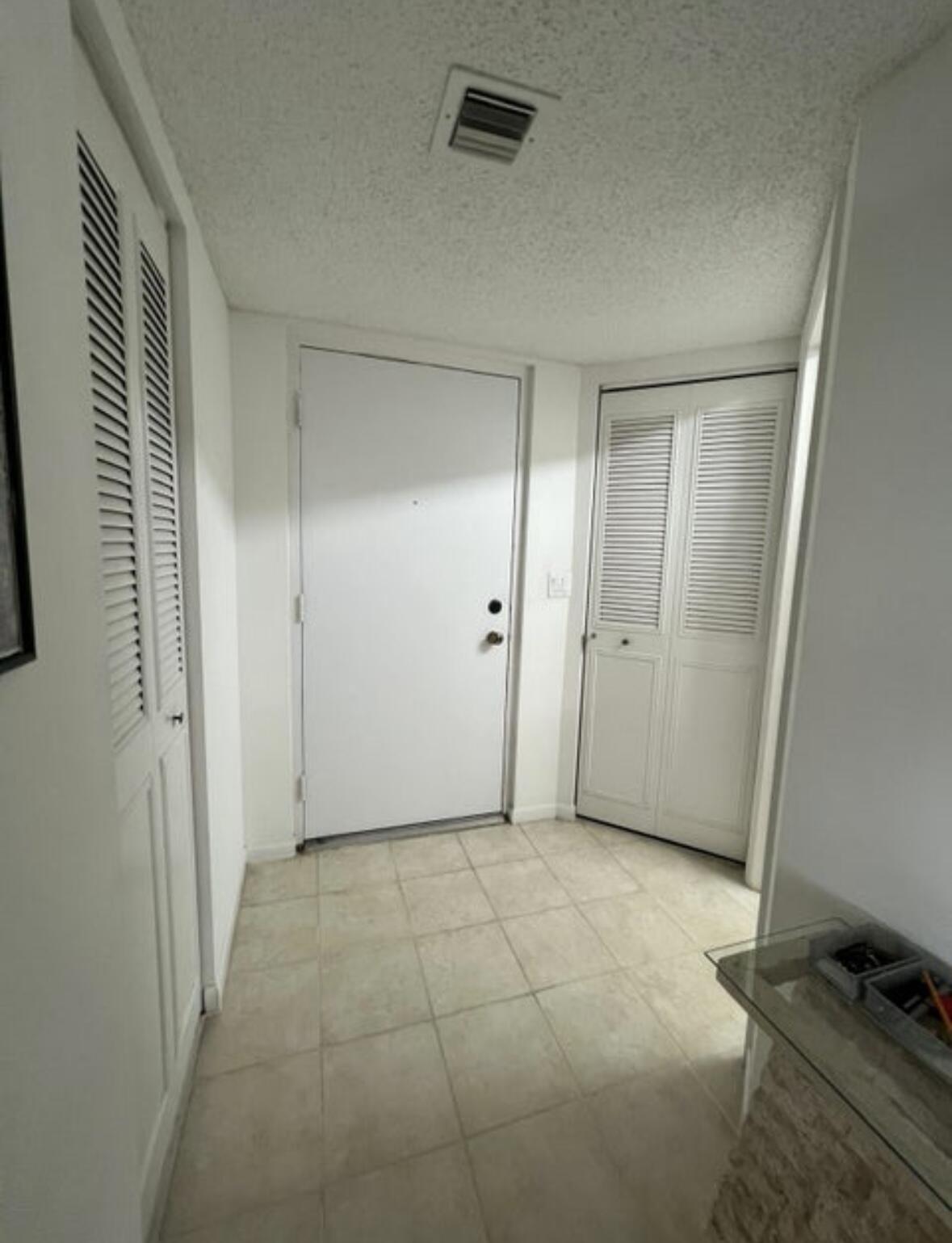 600 Egret Circle 7305