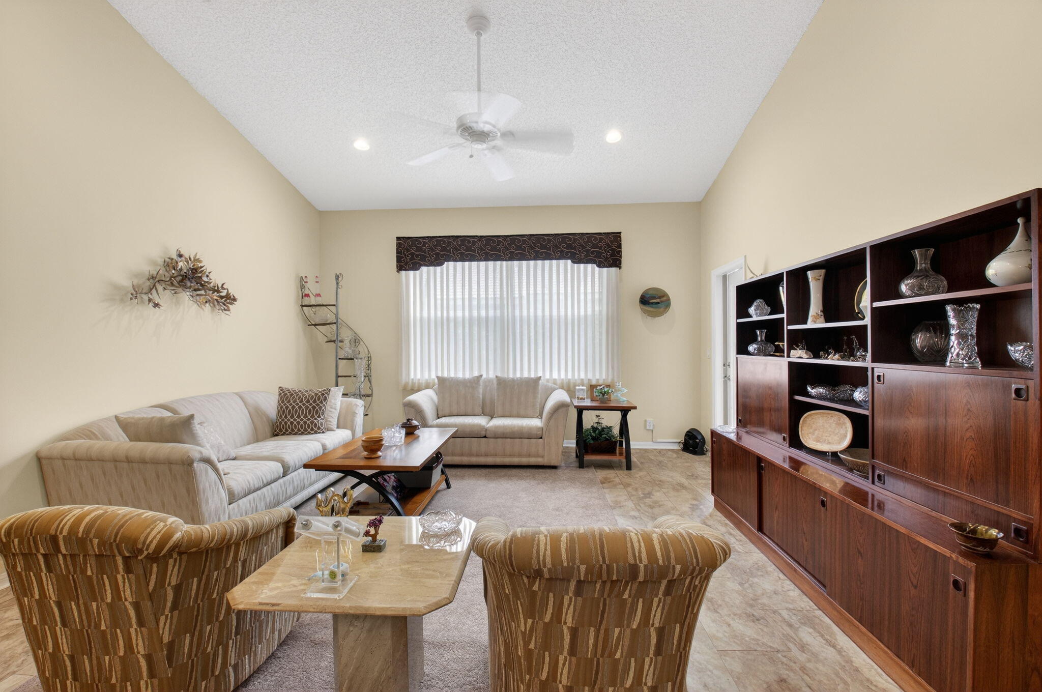 6248 Petunia Road