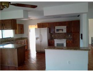4066 Bay Laurel