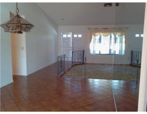 4066 Bay Laurel