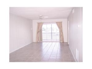 312 Northlake Drive 303