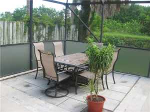 9633 N Carousel Circle