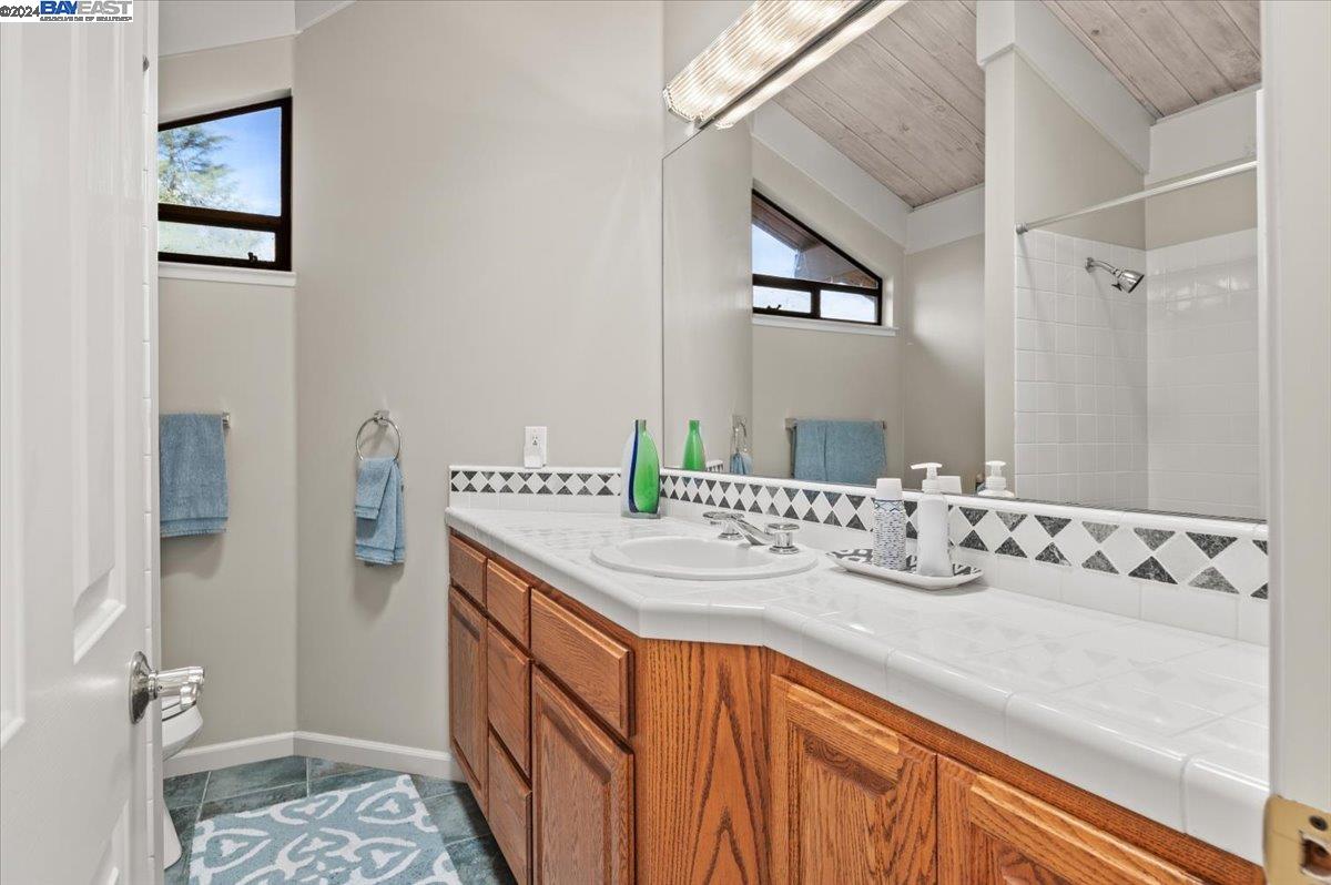 26465 Palomares Rd