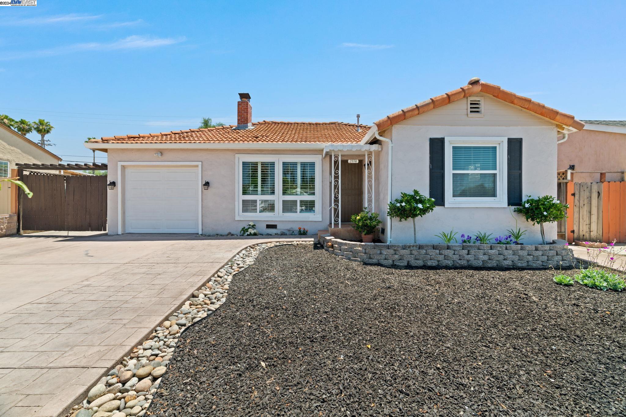 2974 Betsy Way