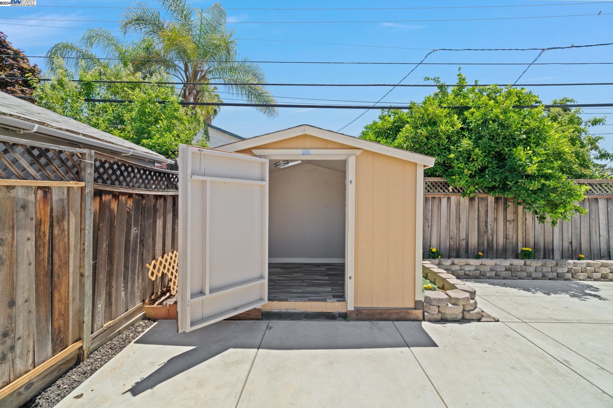2974 Betsy Way