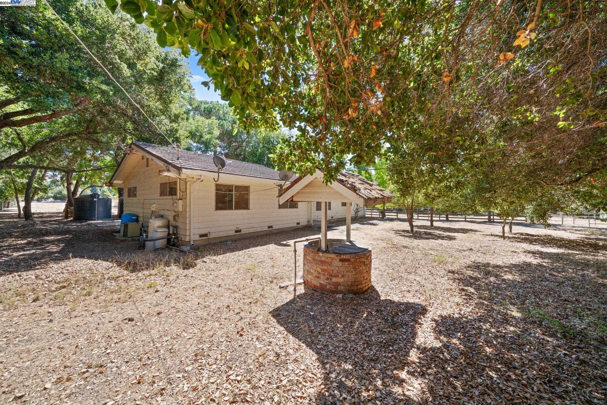 1430 Finley Rd
