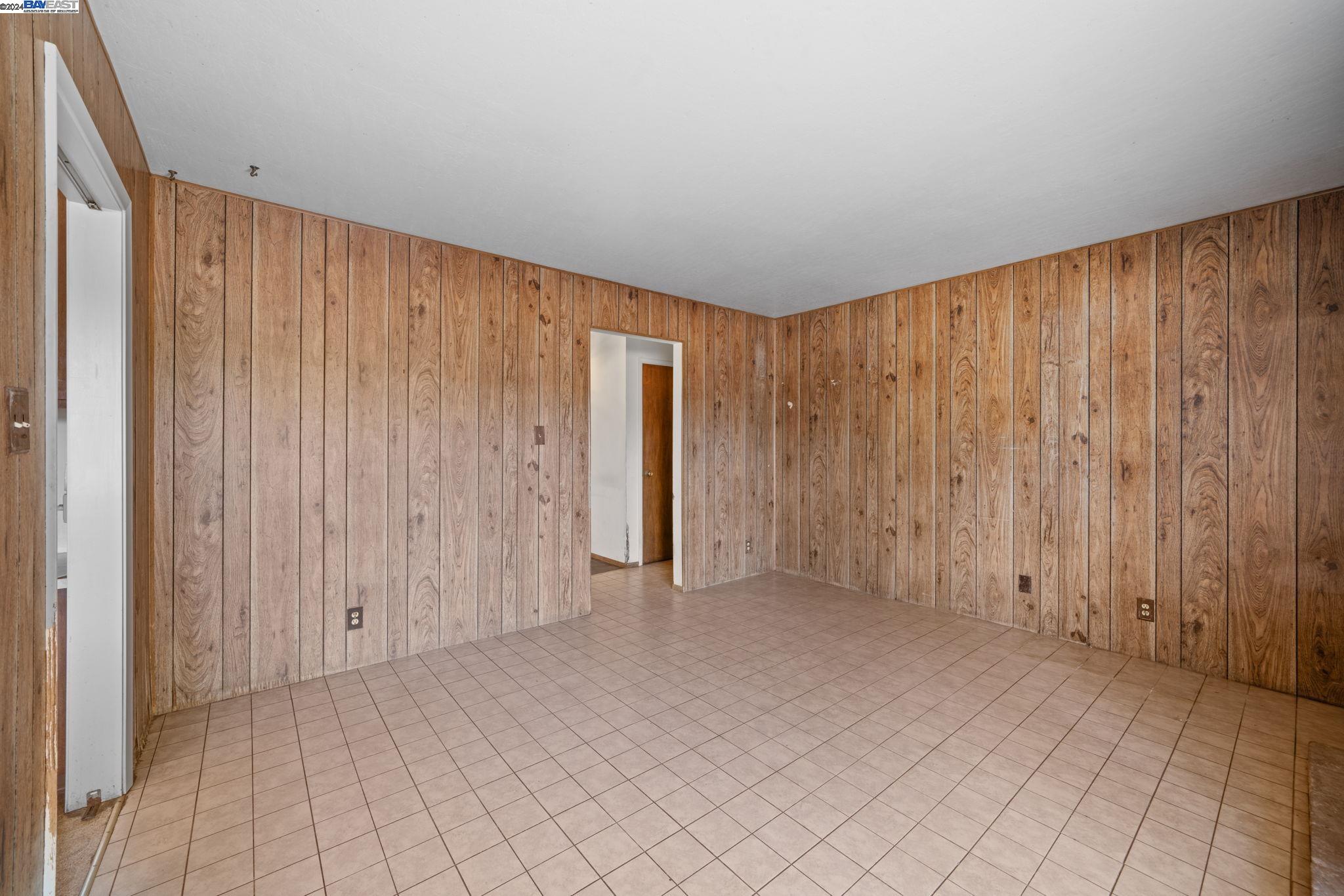 1430 Finley Rd