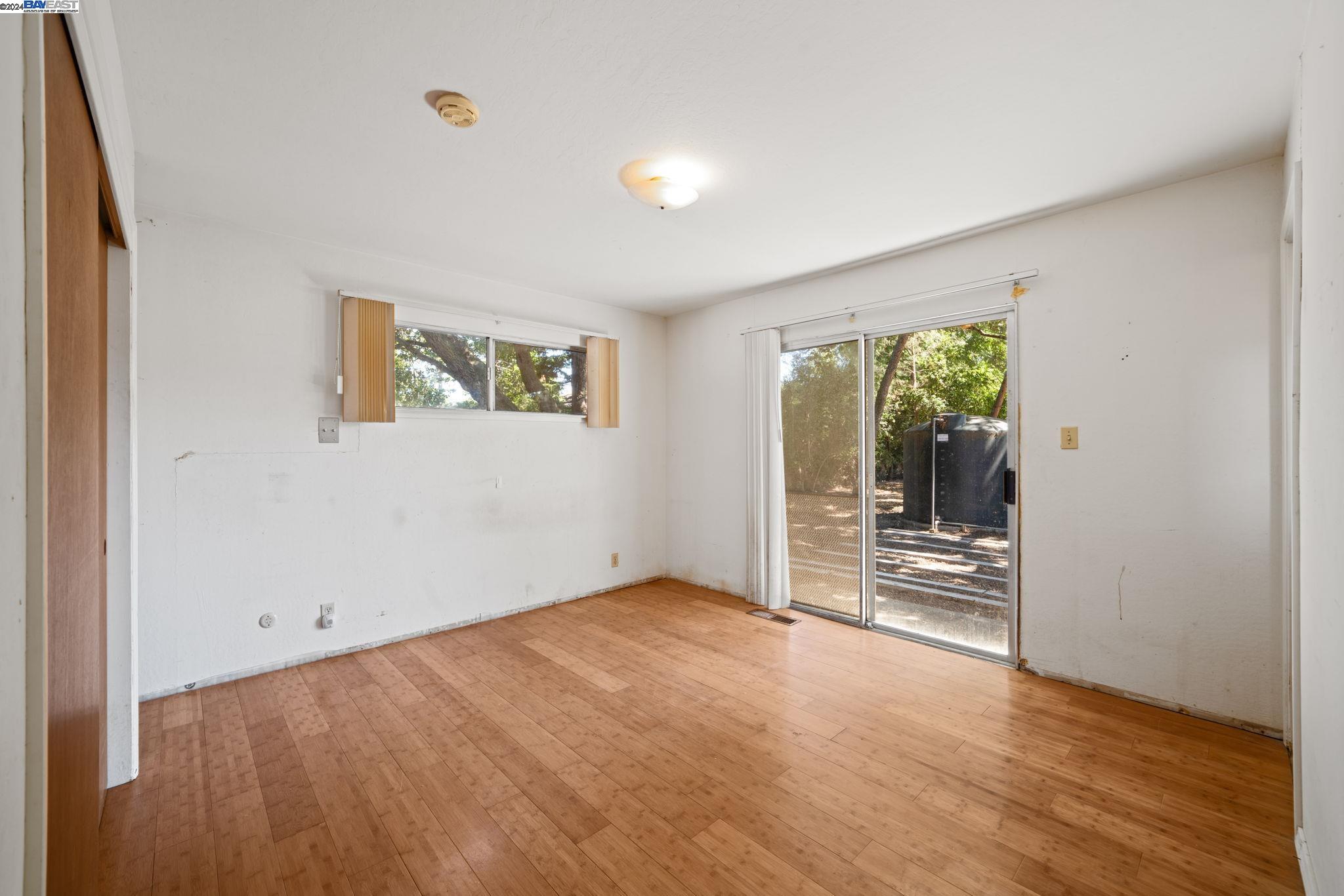 1430 Finley Rd
