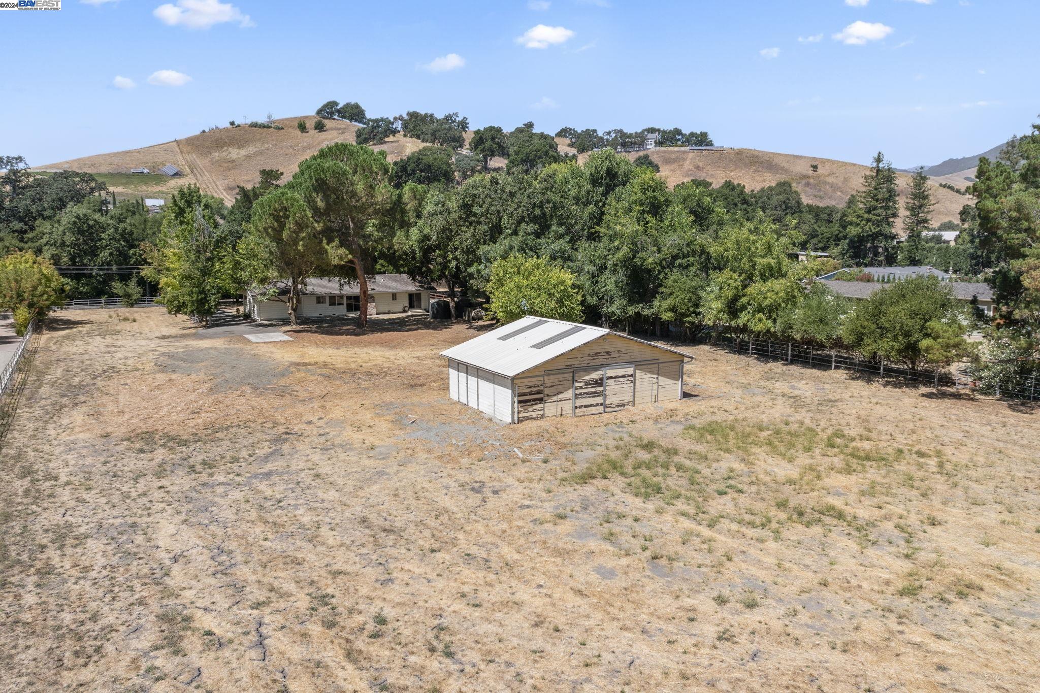 1430 Finley Rd