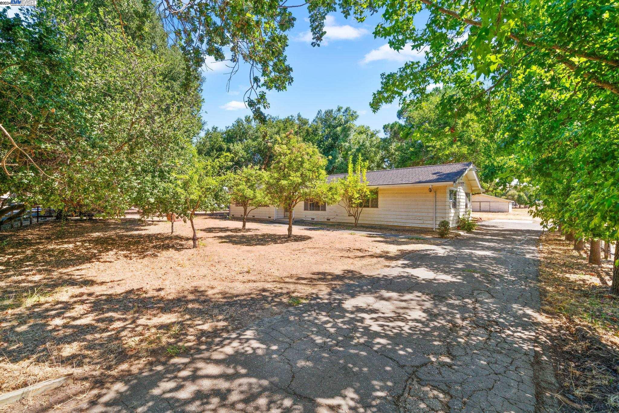 1430 Finley Rd