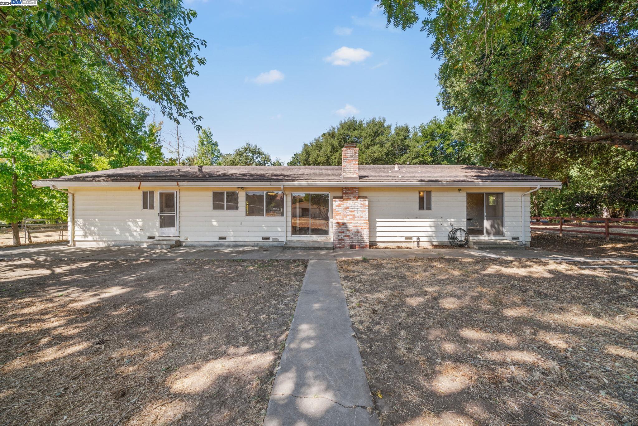1430 Finley Rd