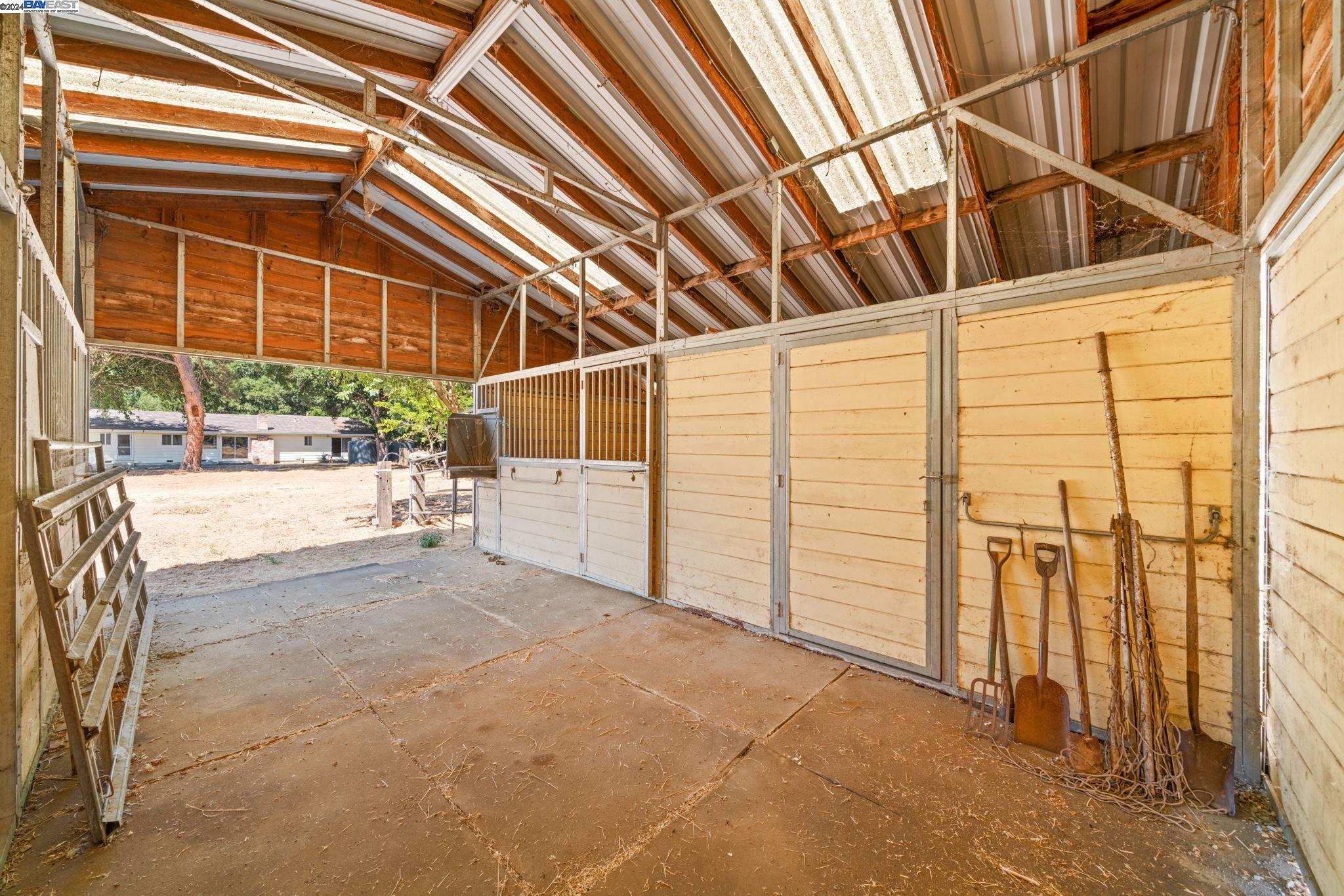1430 Finley Rd