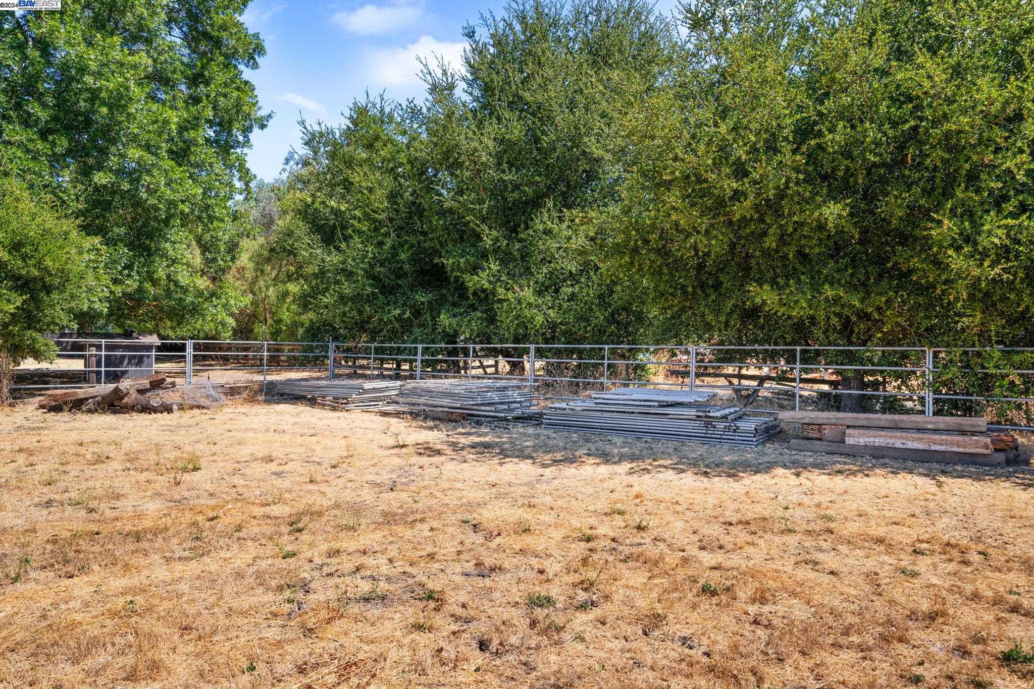 1430 Finley Rd